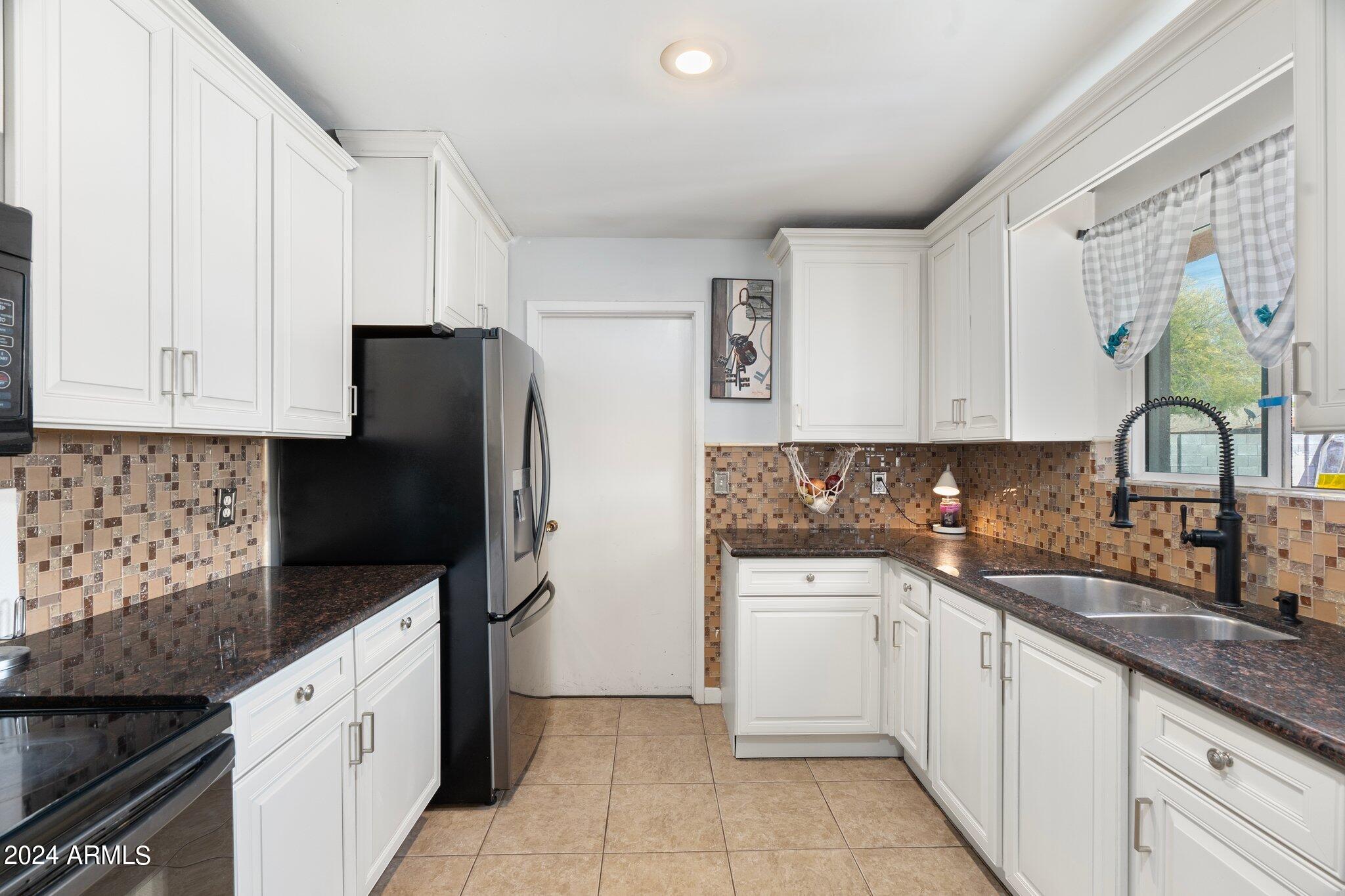 4201 W Townley Avenue