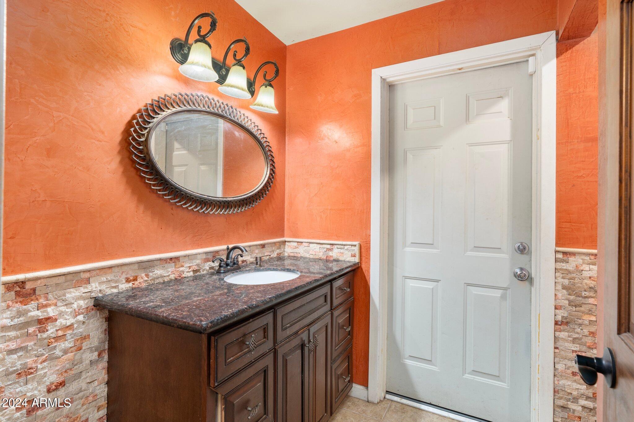 4201 W Townley Avenue