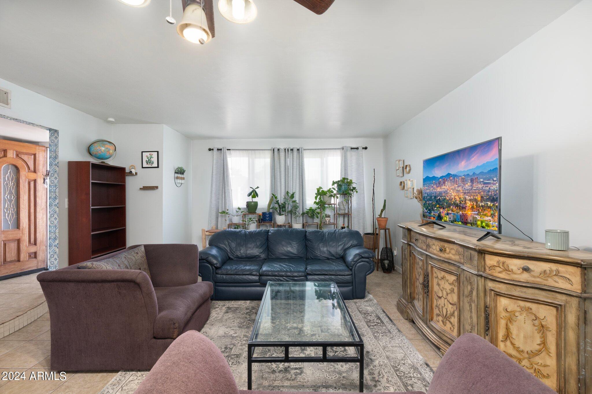 4201 W Townley Avenue