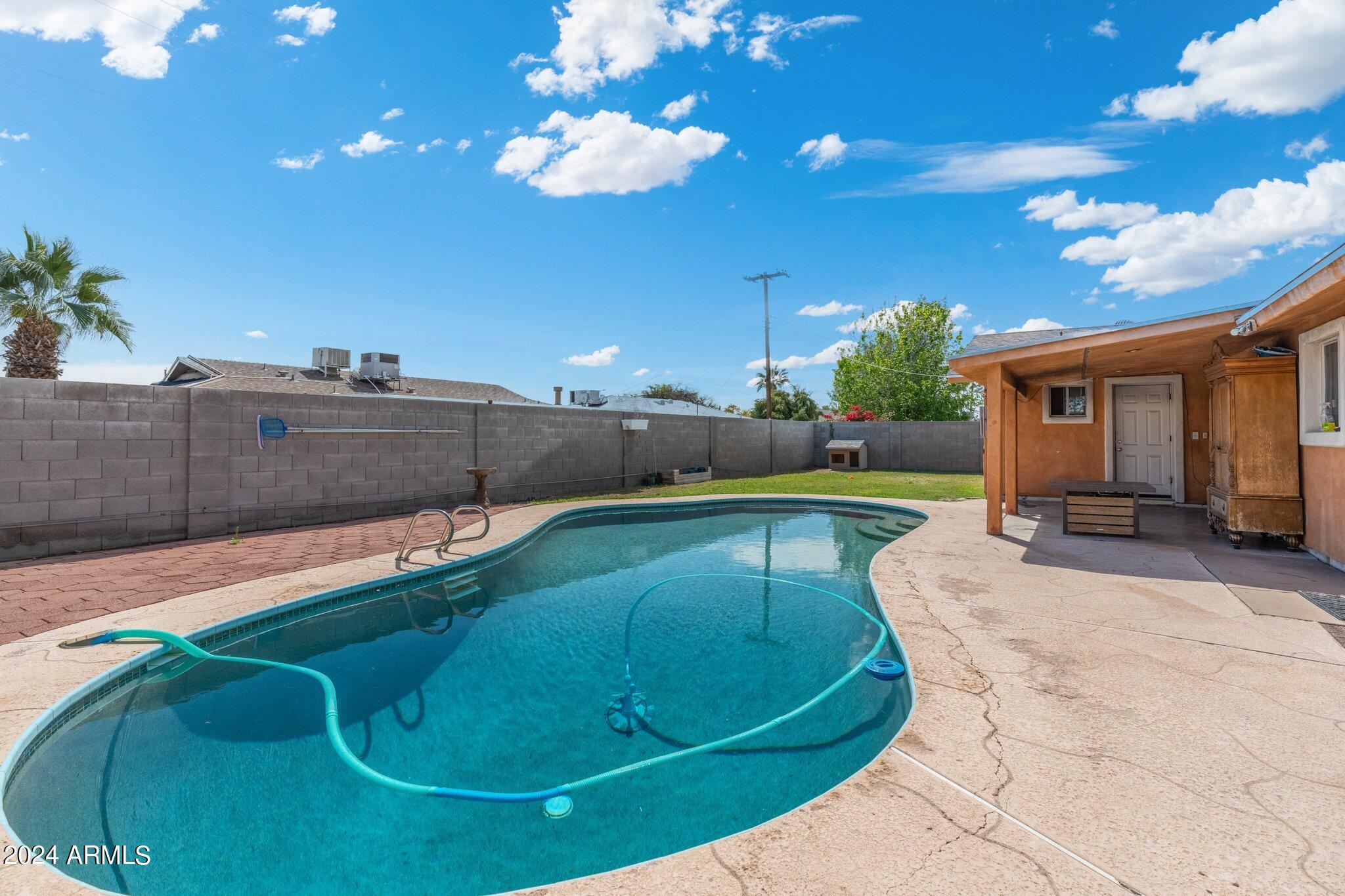 4201 W Townley Avenue