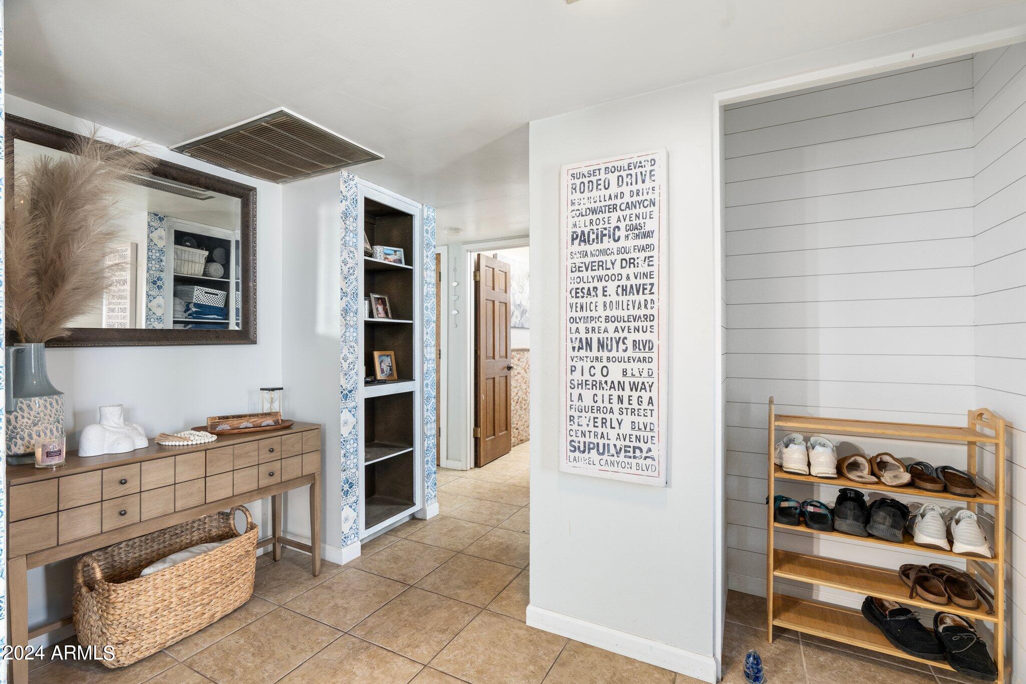 4201 W Townley Avenue