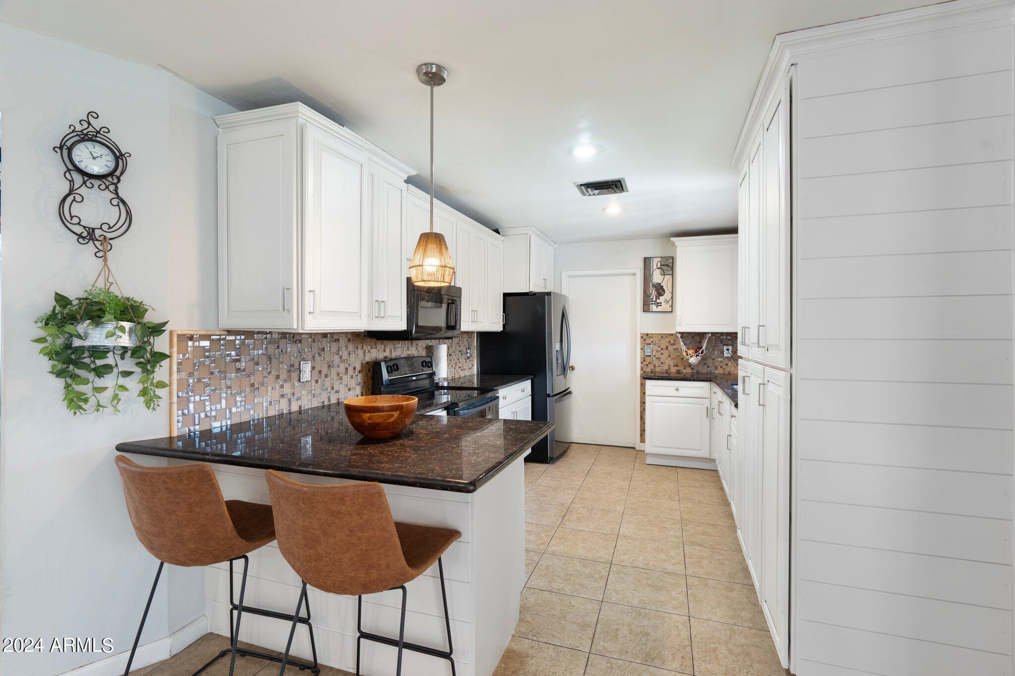 4201 W Townley Avenue