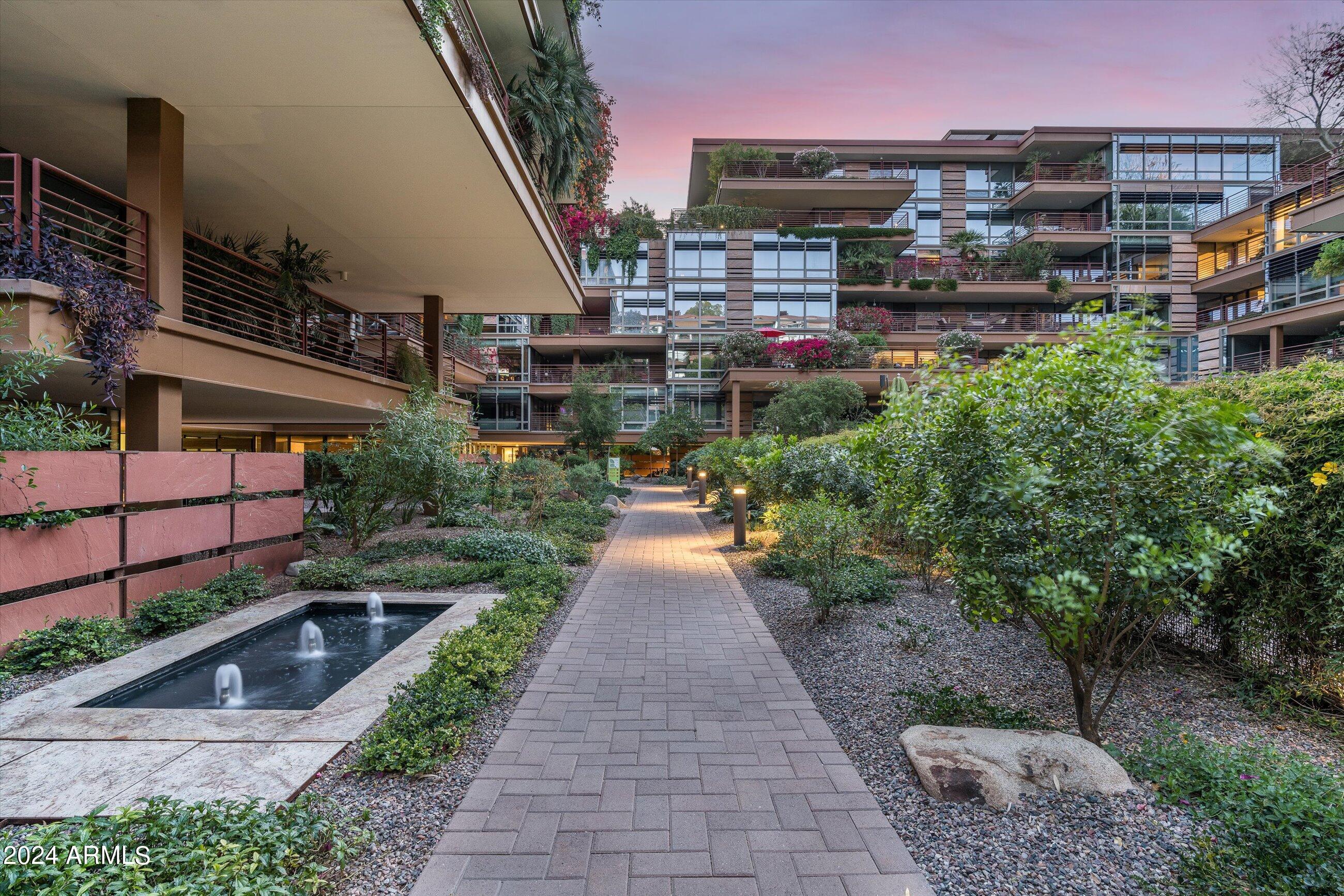 7121 E RANCHO VISTA Drive 1004