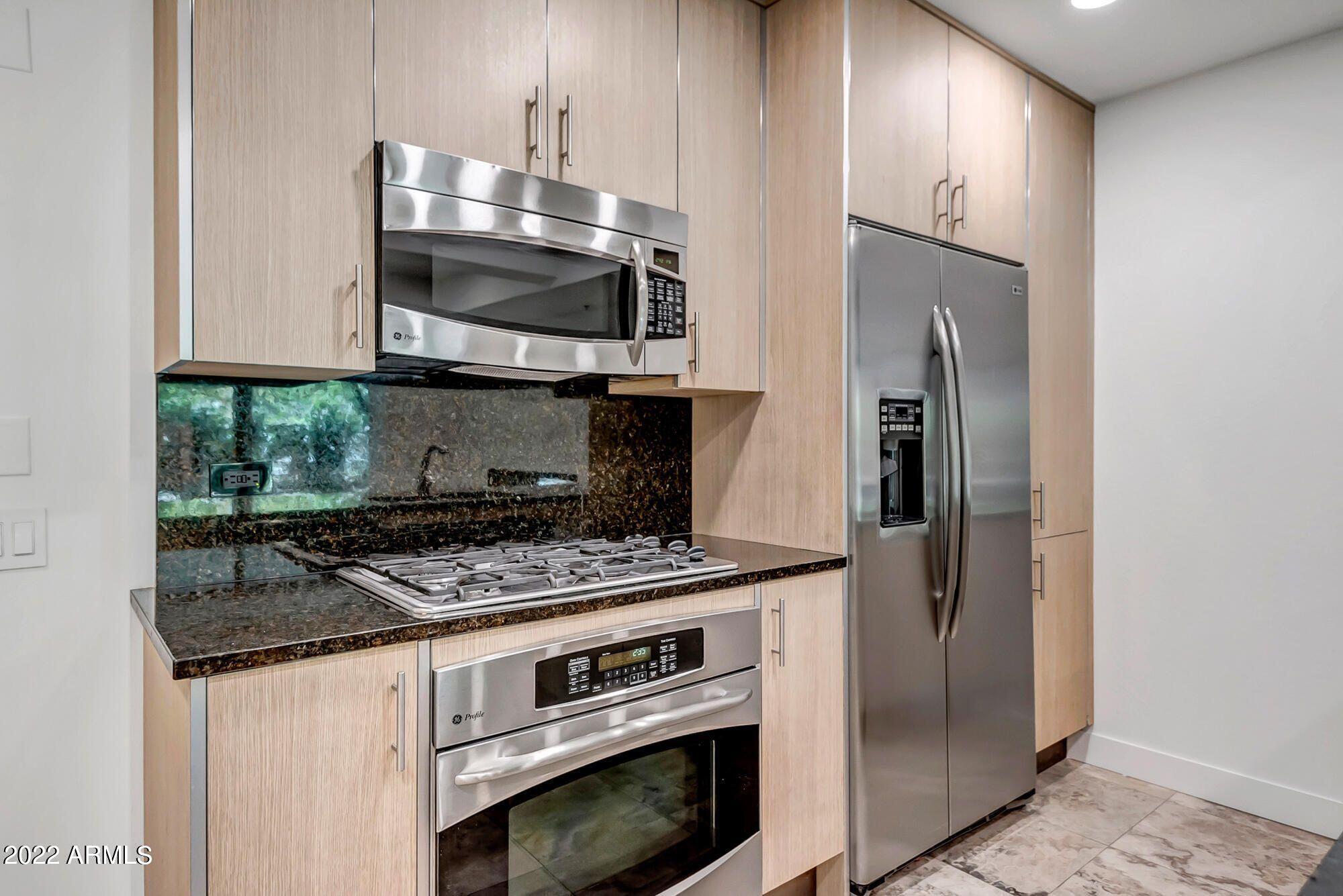 7121 E RANCHO VISTA Drive 1004