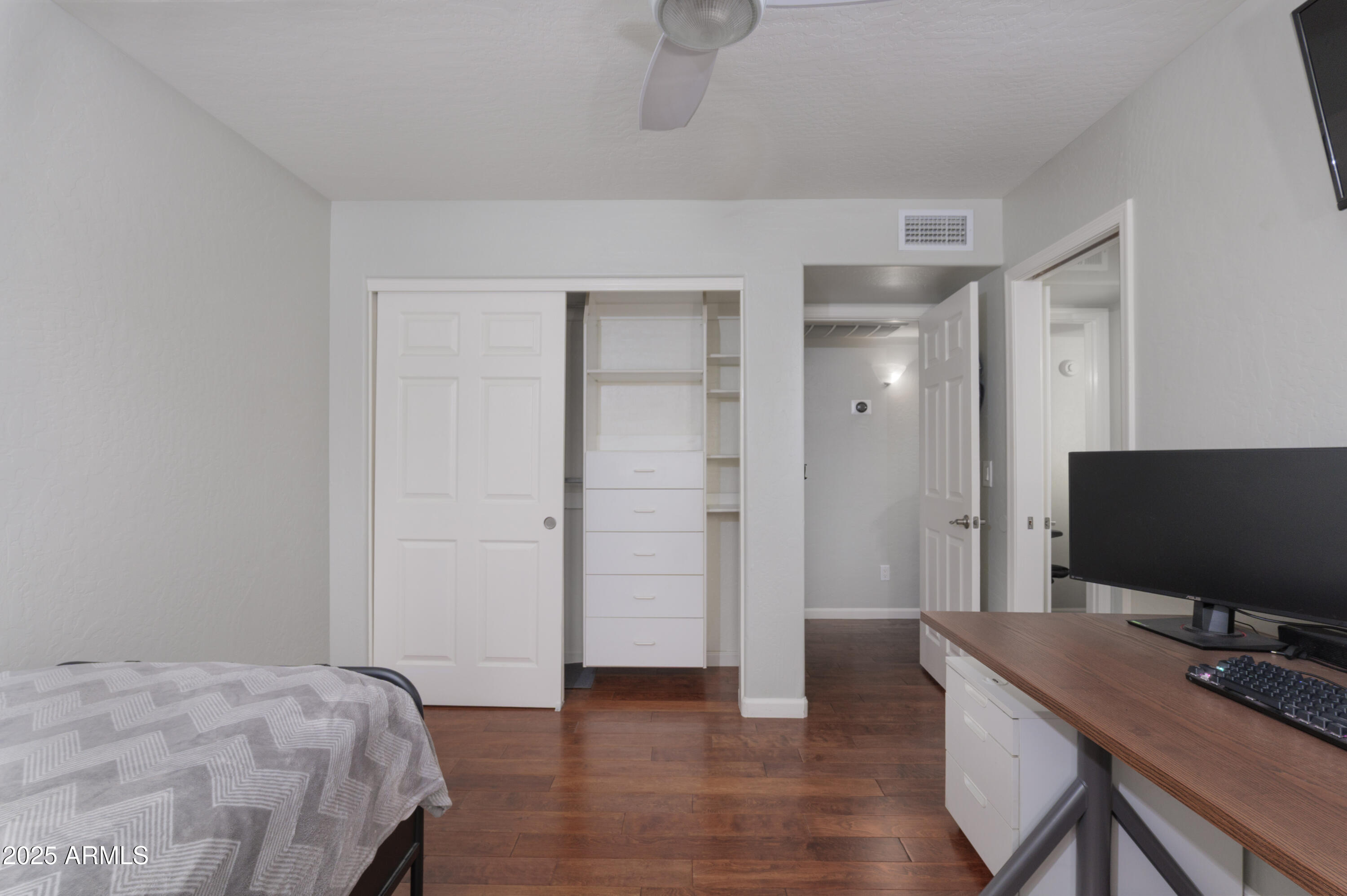 2100 W LEMON TREE Place 78