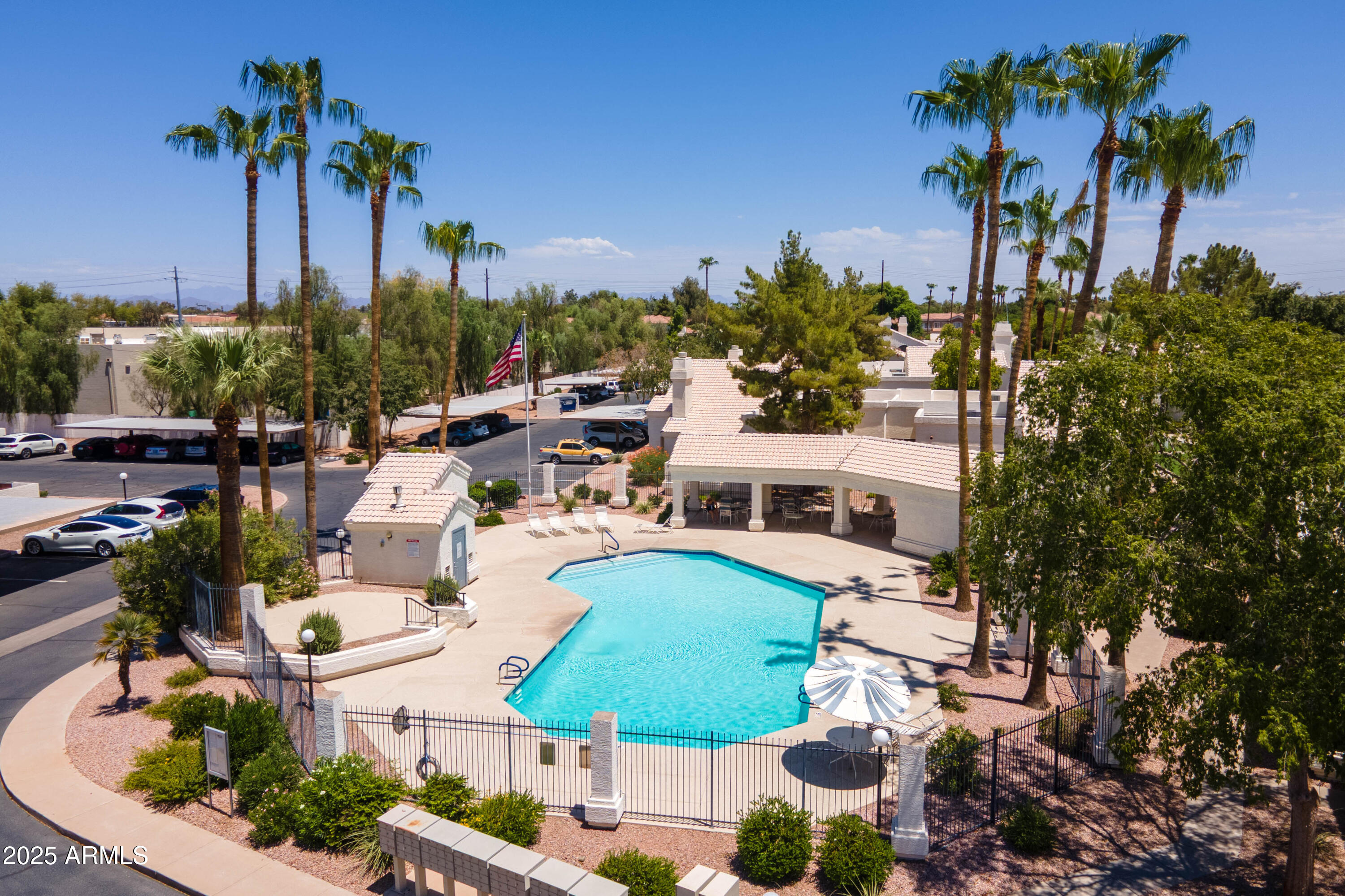 2100 W LEMON TREE Place 78