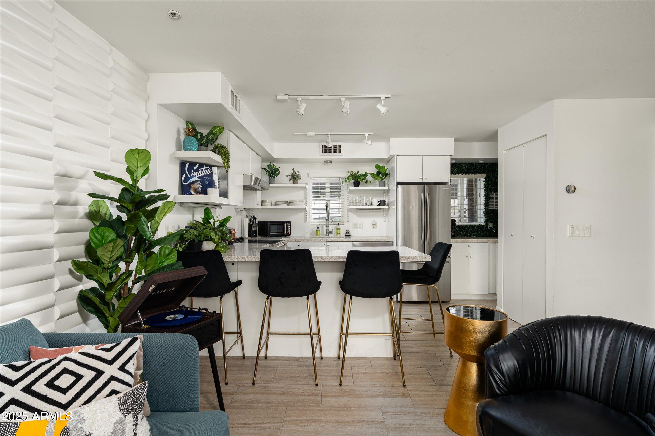 7601 E 2ND Street 20