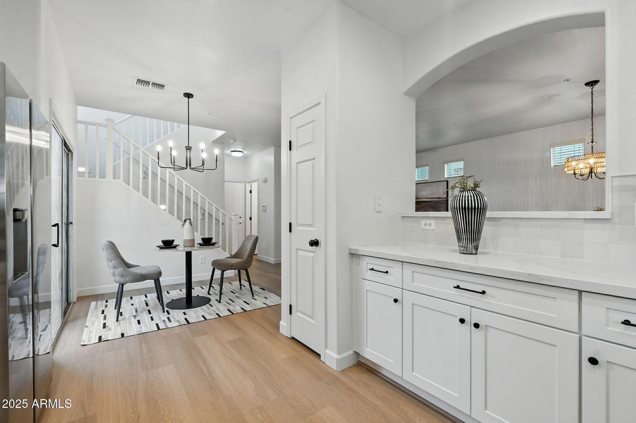 3065 E TAMARISK Street