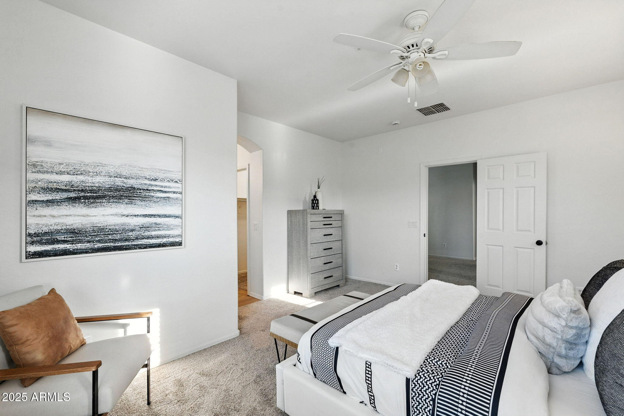 3065 E TAMARISK Street