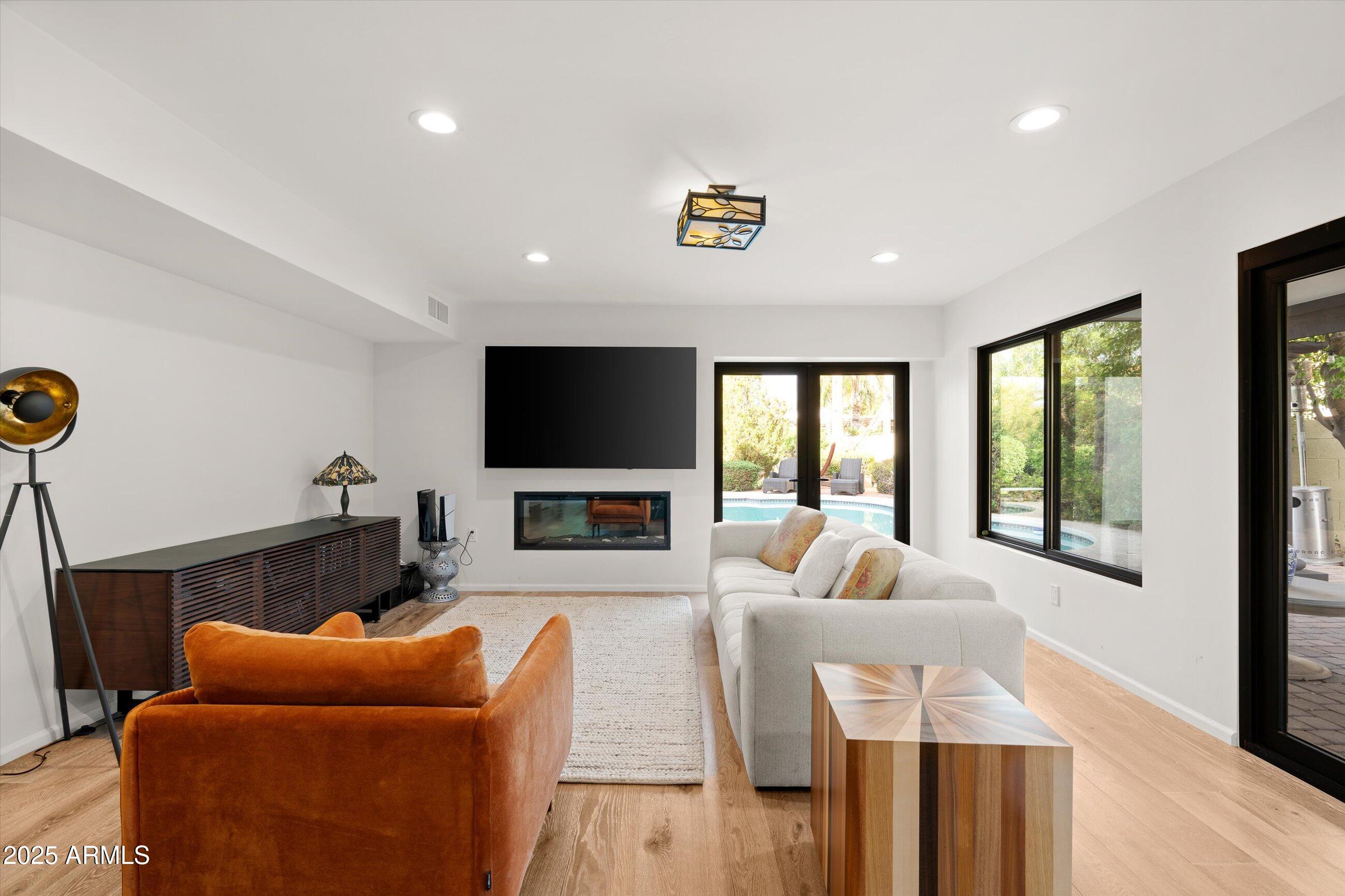 7505 E TIMBERLANE Court