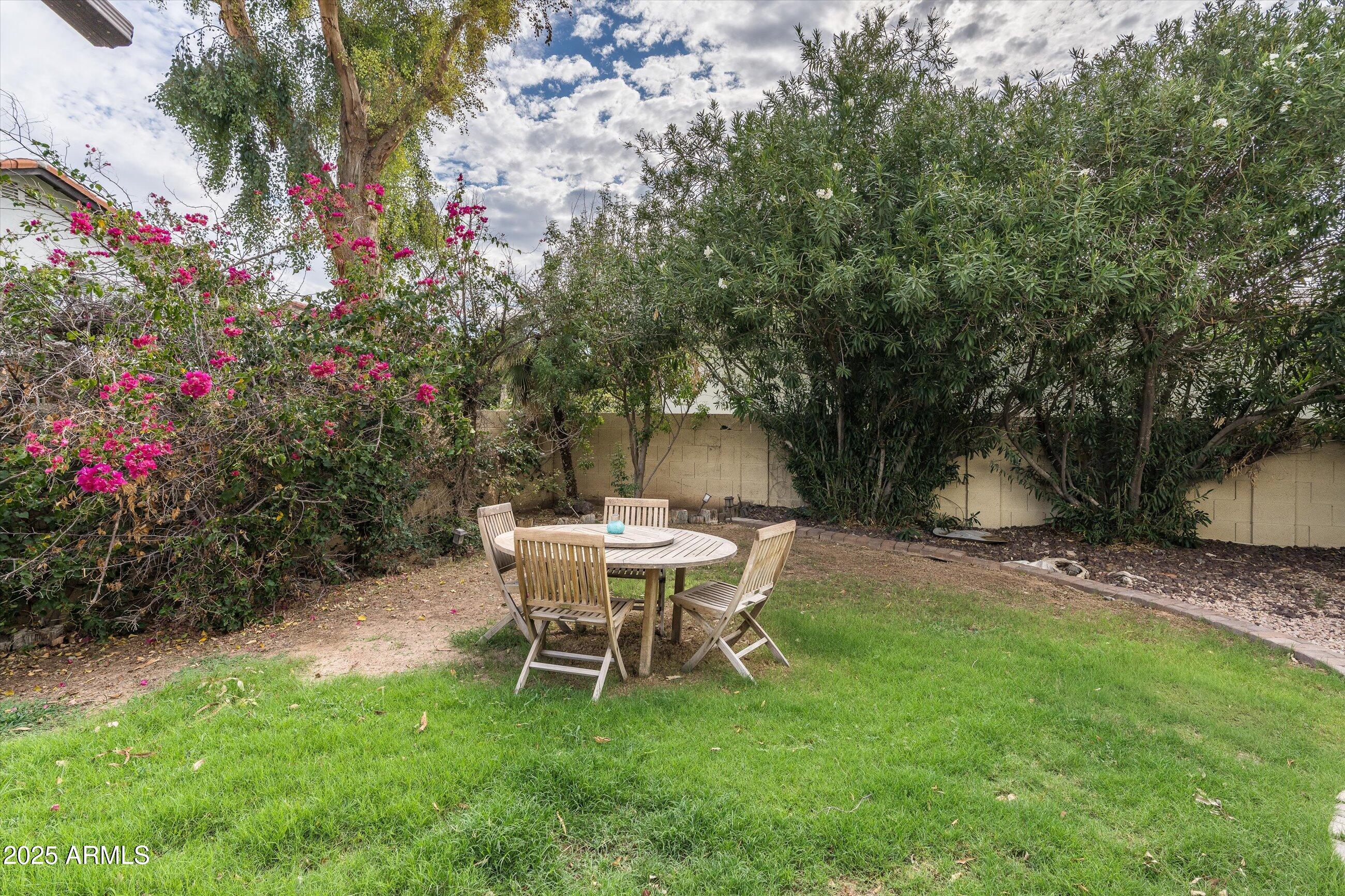 7505 E TIMBERLANE Court