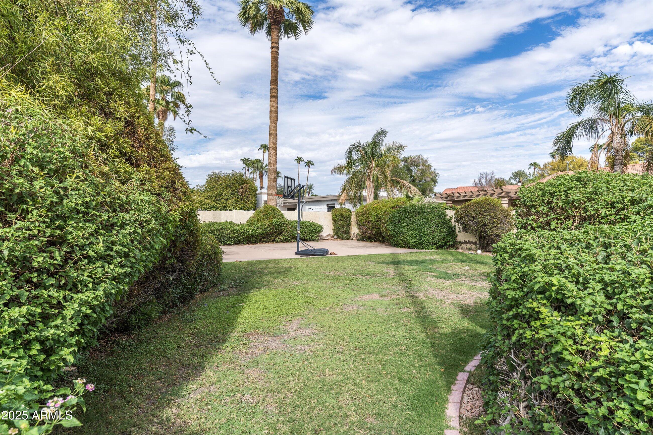 7505 E TIMBERLANE Court