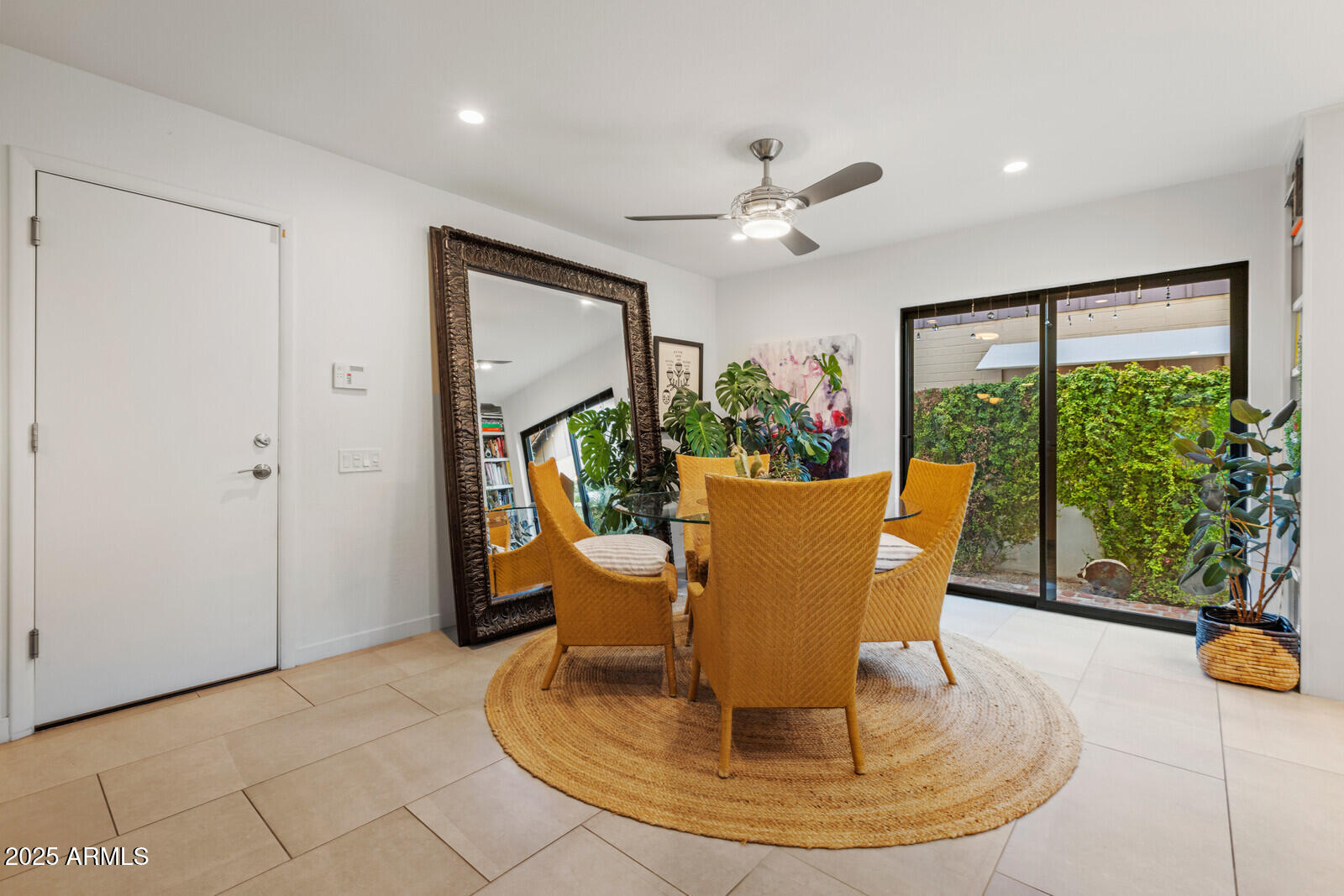 948 E DRIFTWOOD Drive