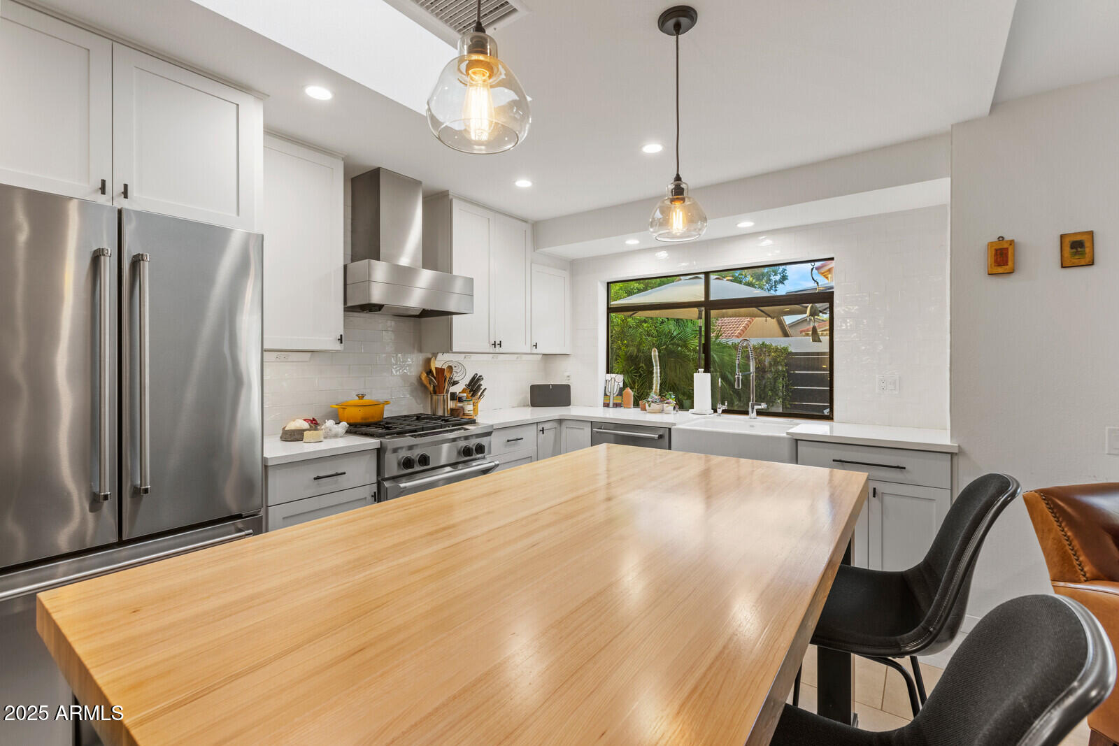 948 E DRIFTWOOD Drive