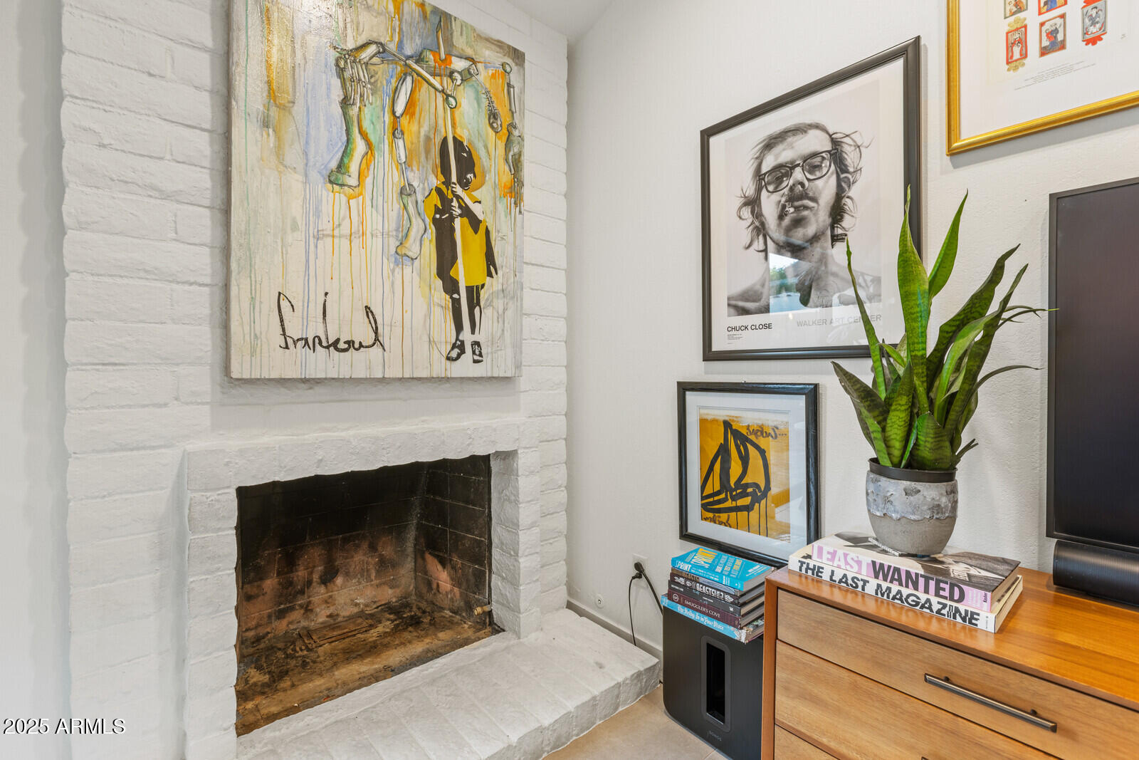 948 E DRIFTWOOD Drive