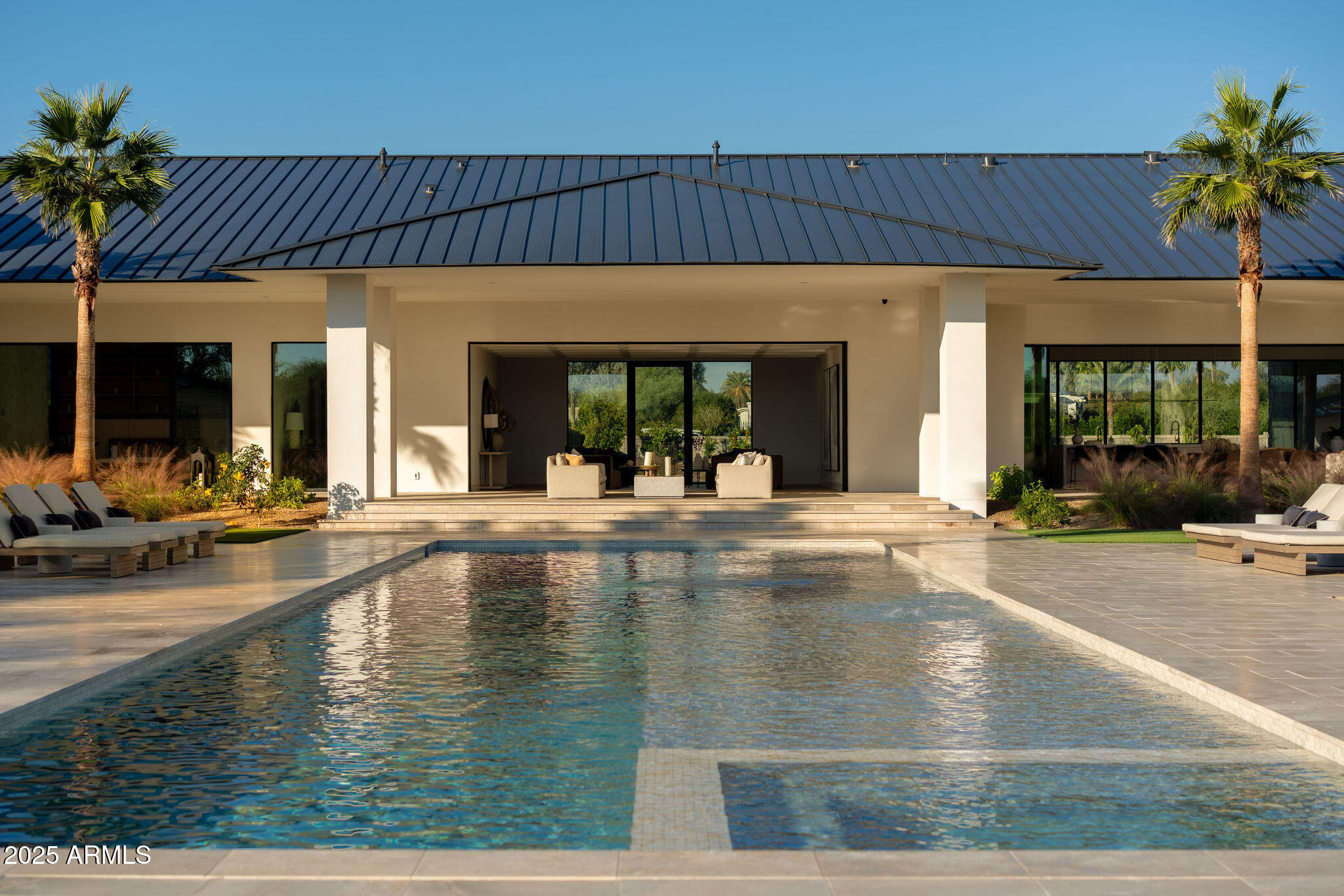 6215 N CASA BLANCA Drive