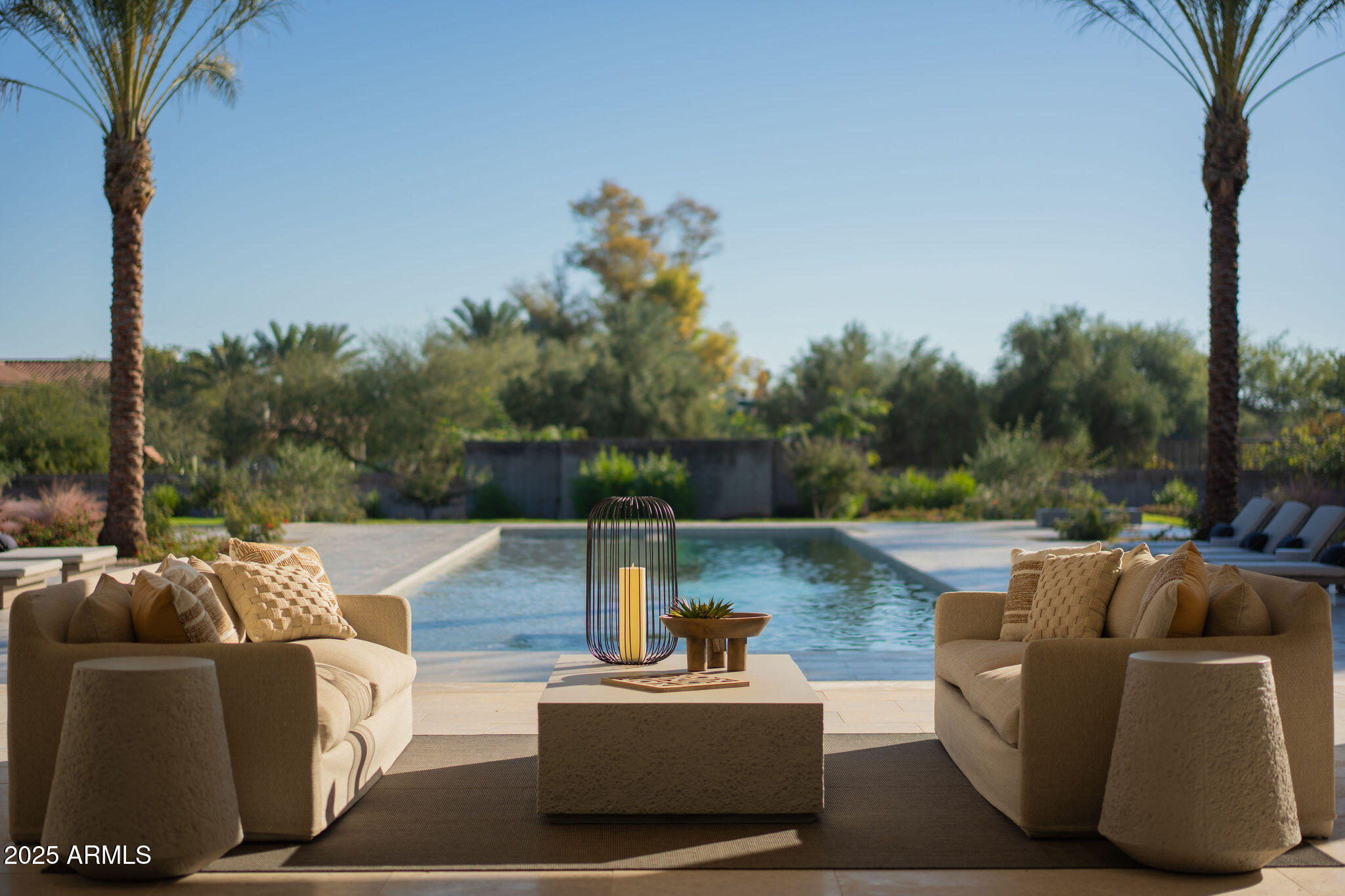 6215 N CASA BLANCA Drive