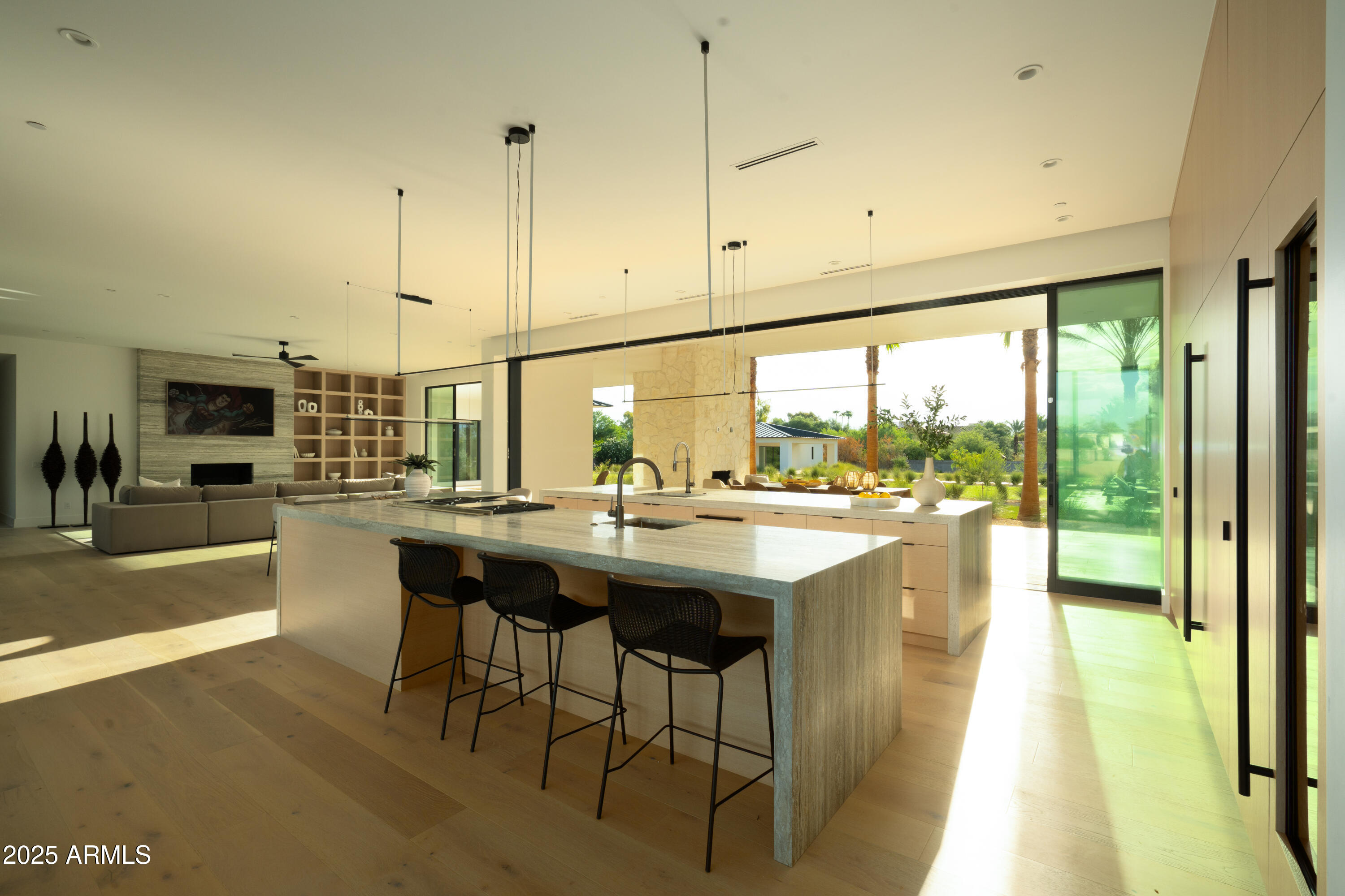 6215 N CASA BLANCA Drive