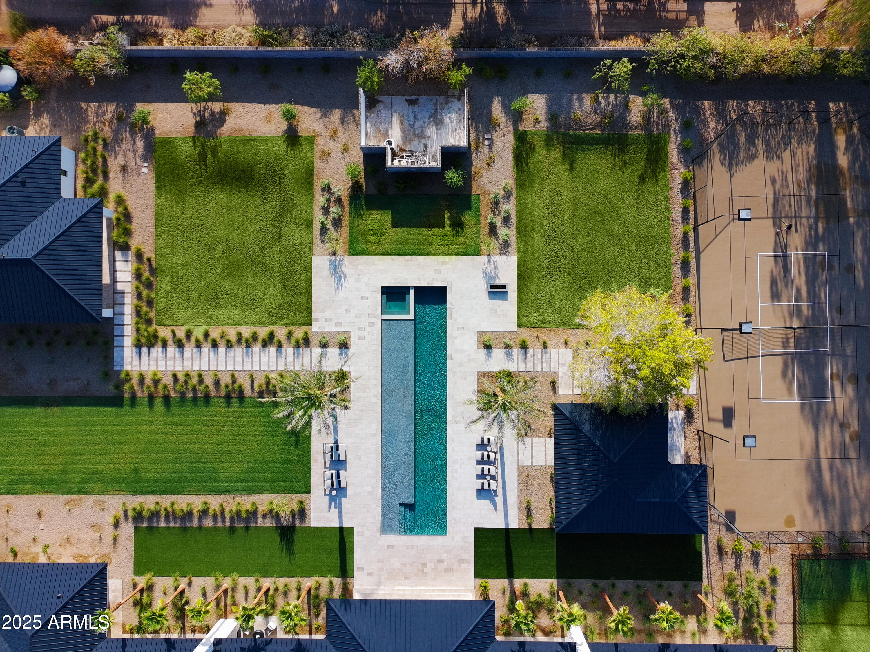 6215 N CASA BLANCA Drive