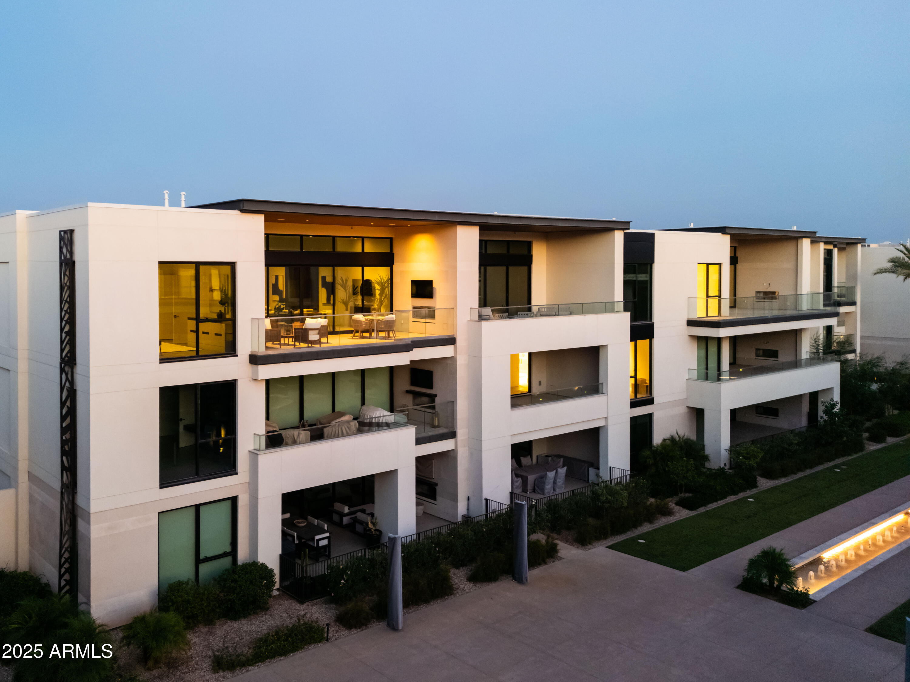 6587 N PALMERAIE Boulevard 3020