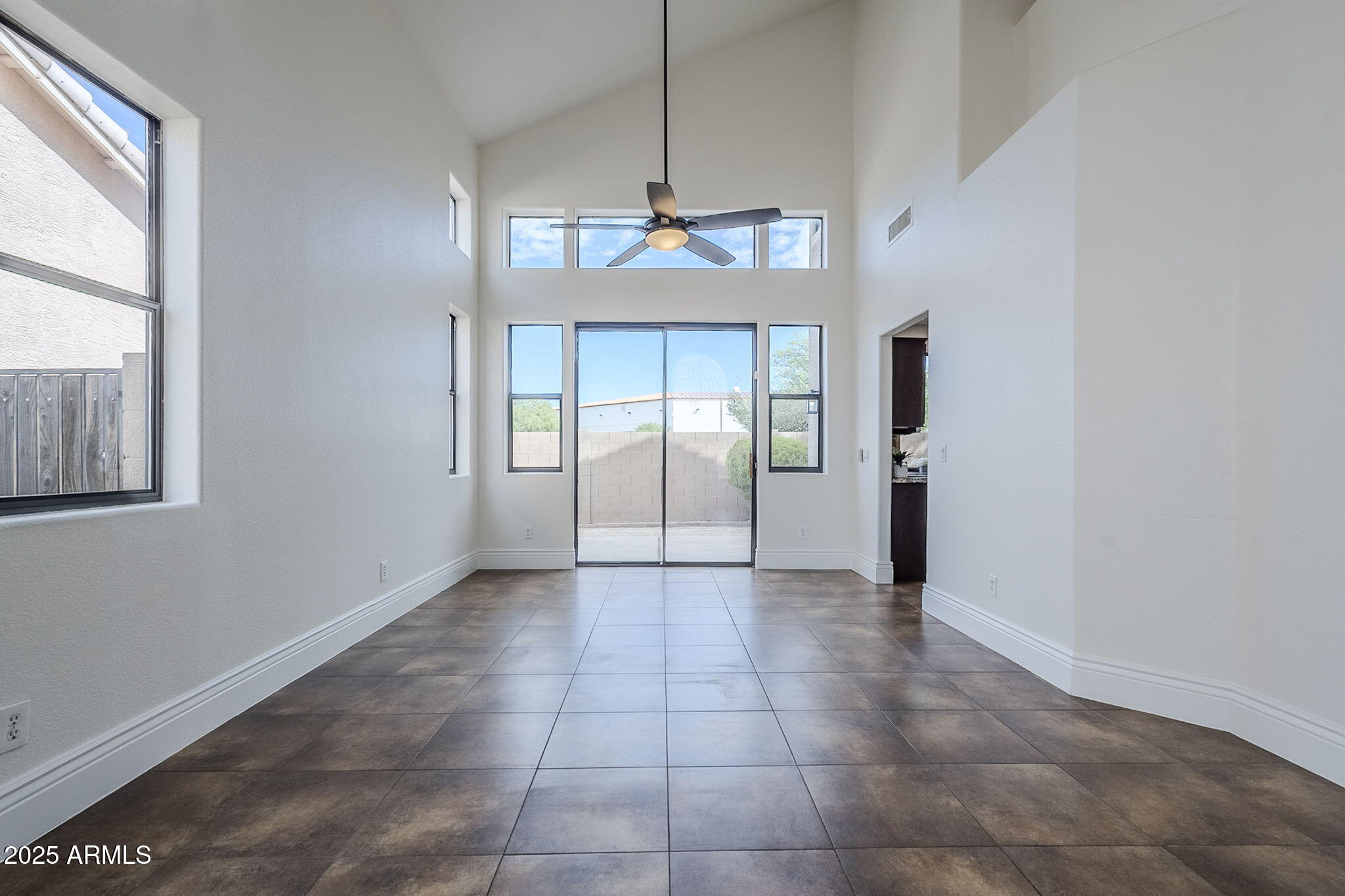 1425 S LINDSAY Road 36