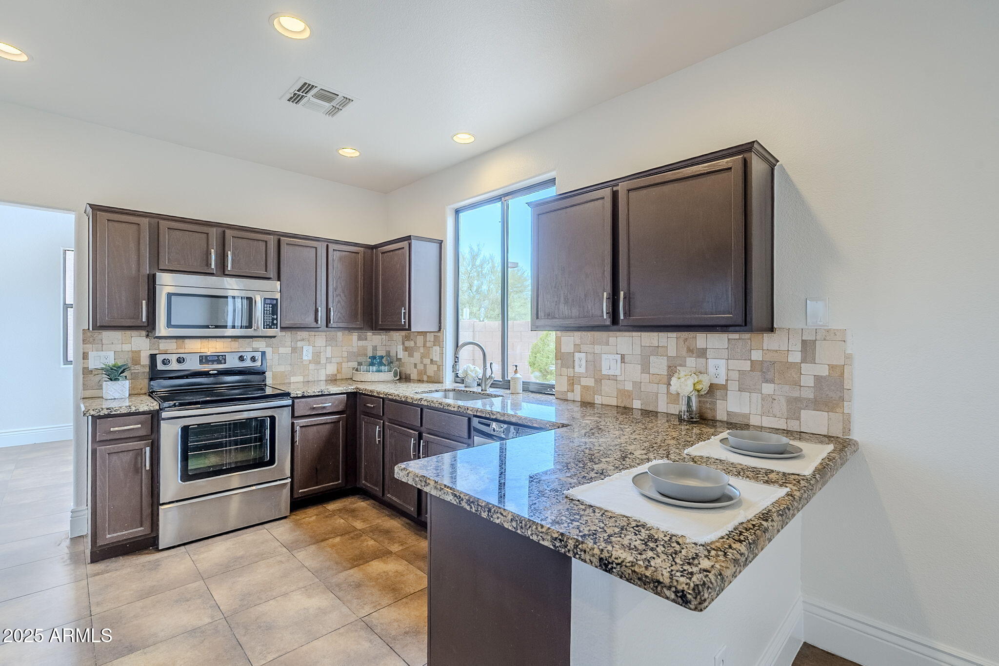 1425 S LINDSAY Road 36