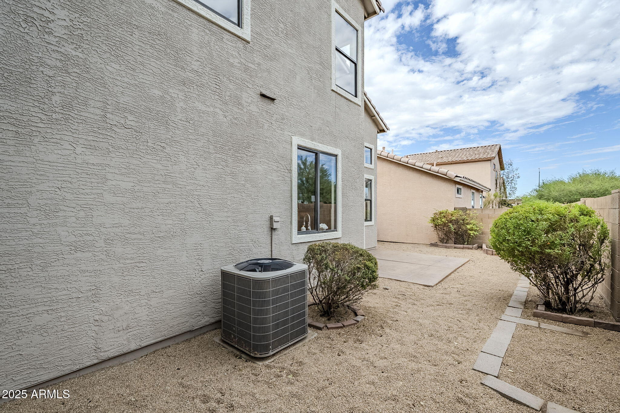 1425 S LINDSAY Road 36