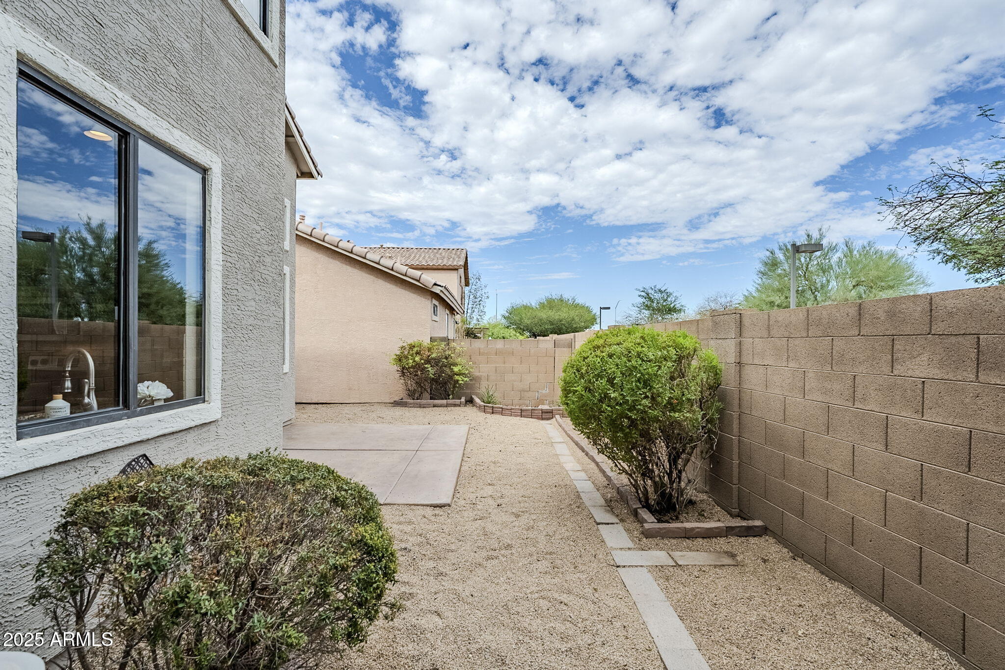 1425 S LINDSAY Road 36