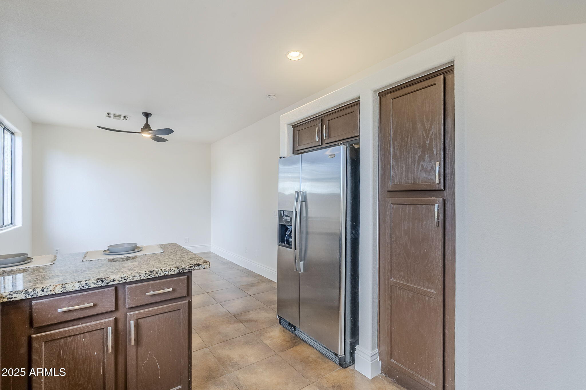 1425 S LINDSAY Road 36