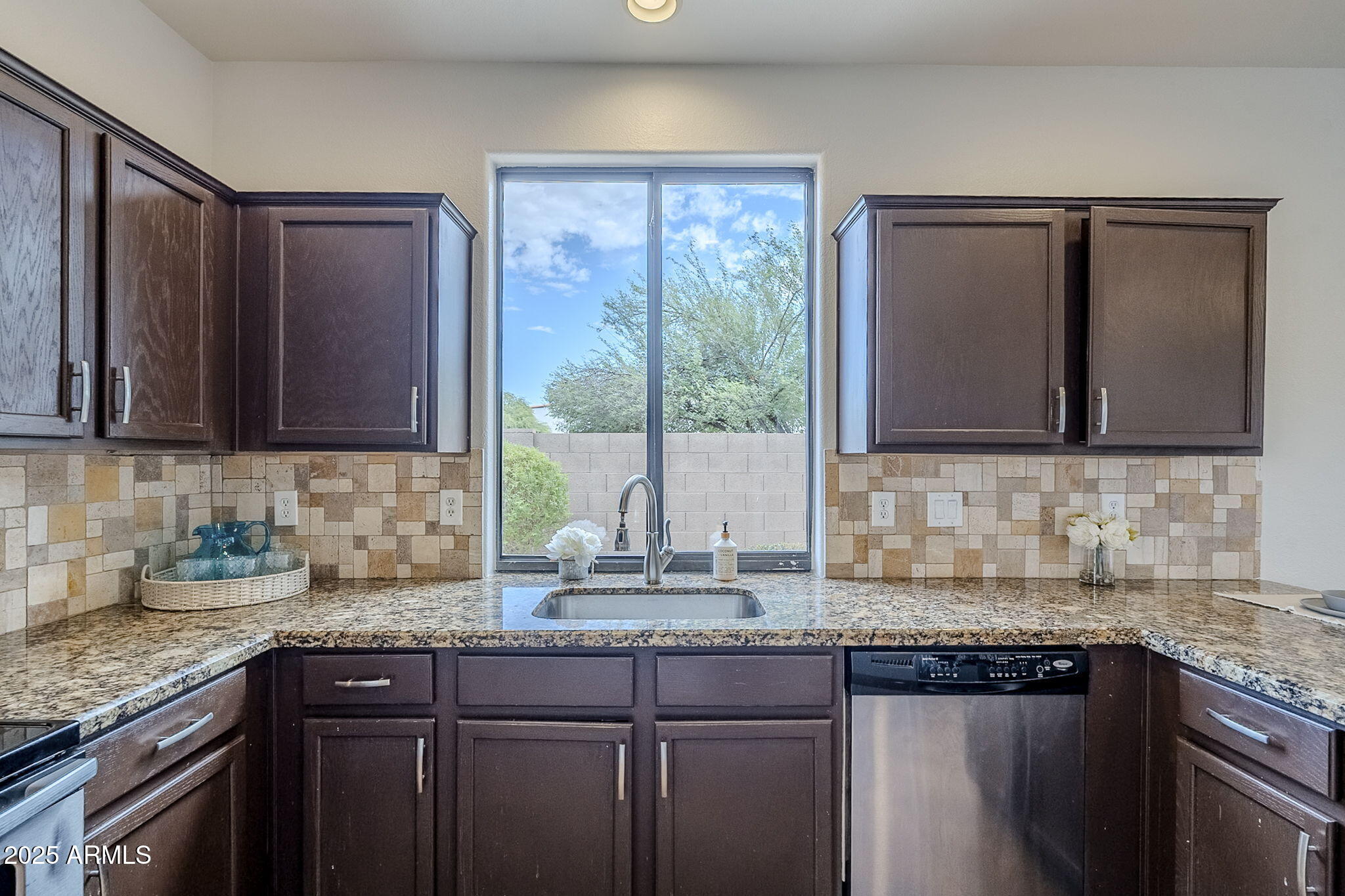 1425 S LINDSAY Road 36