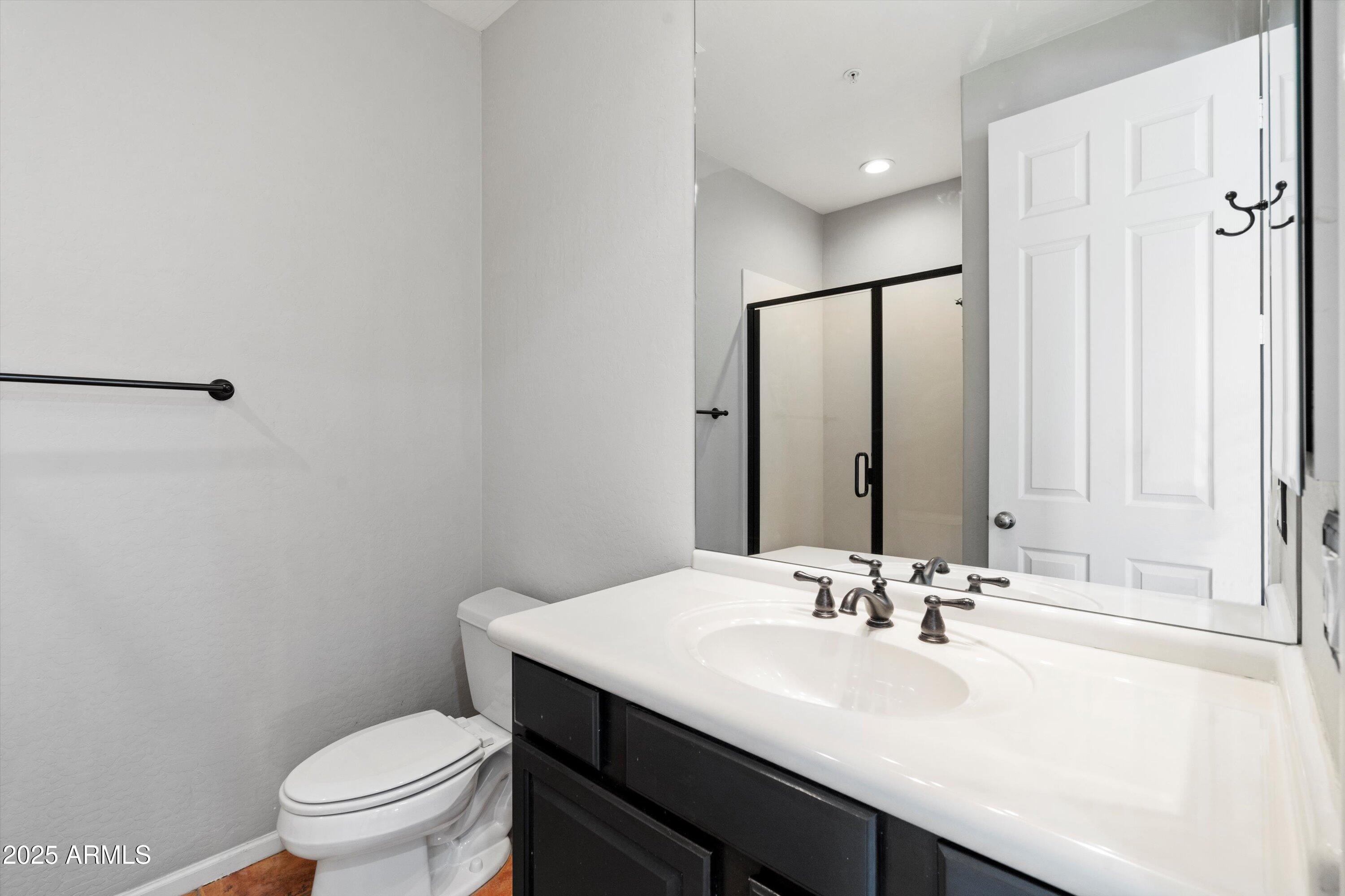 20802 N GRAYHAWK Drive 1123