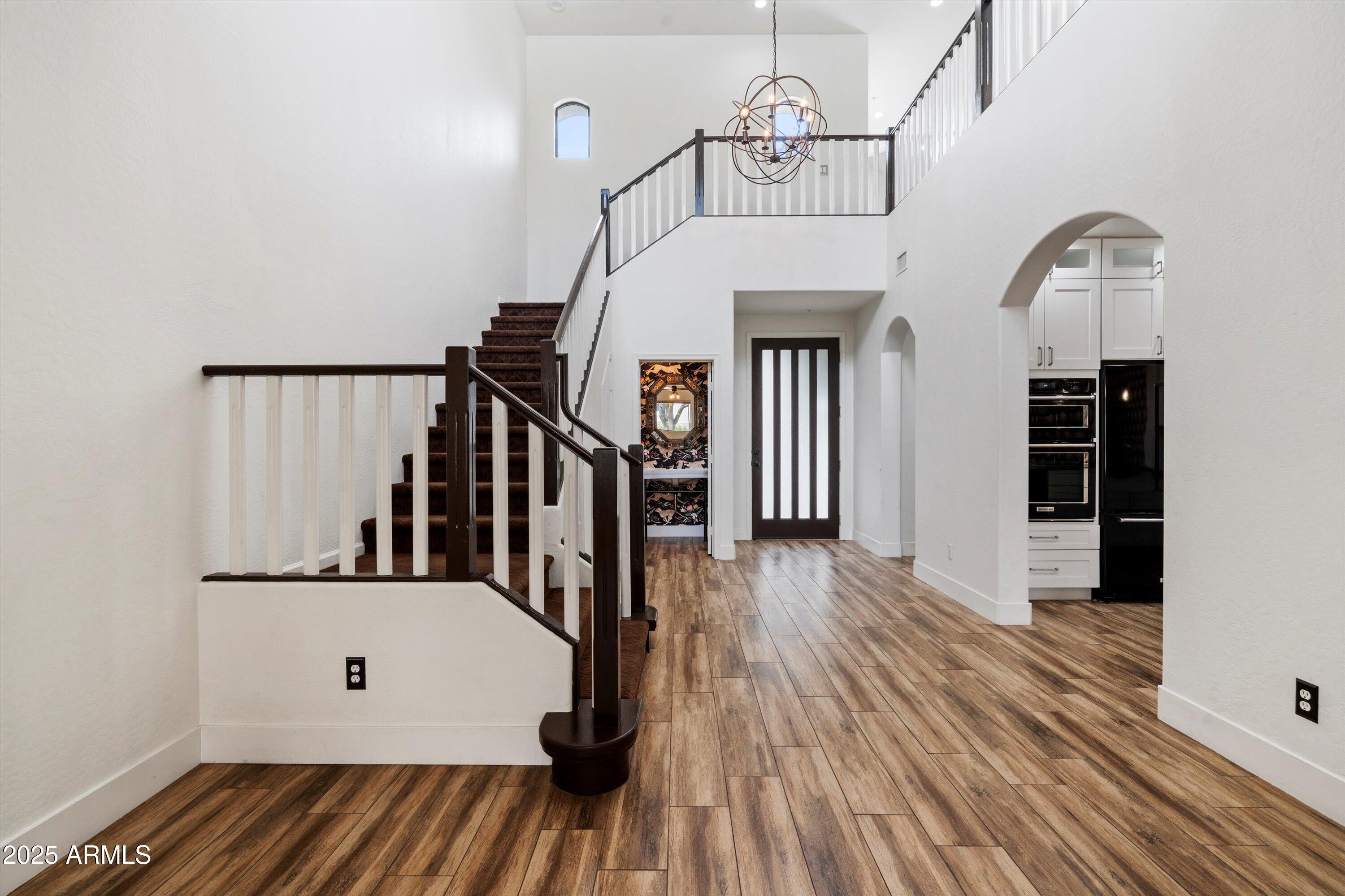 20802 N GRAYHAWK Drive 1123