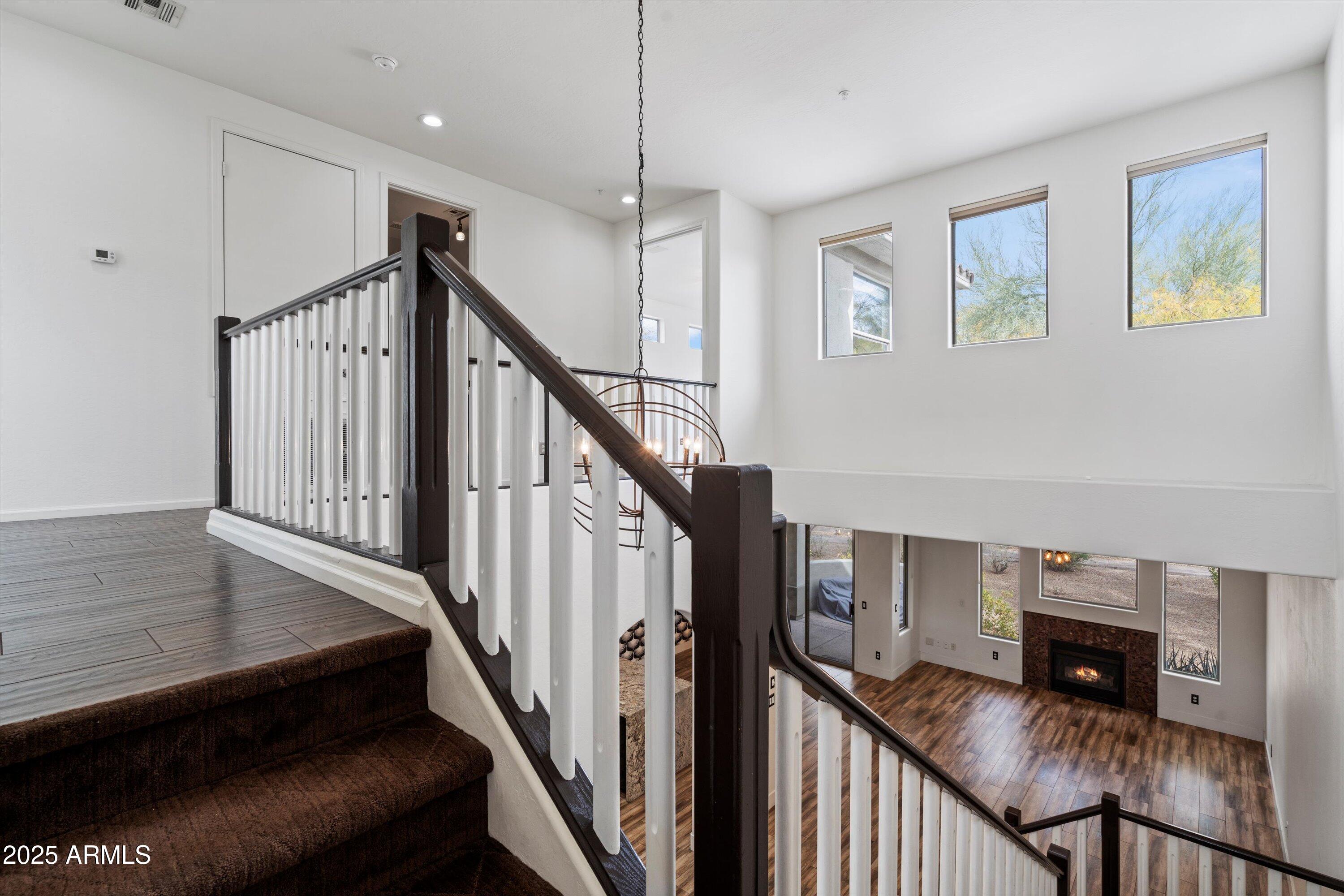 20802 N GRAYHAWK Drive 1123