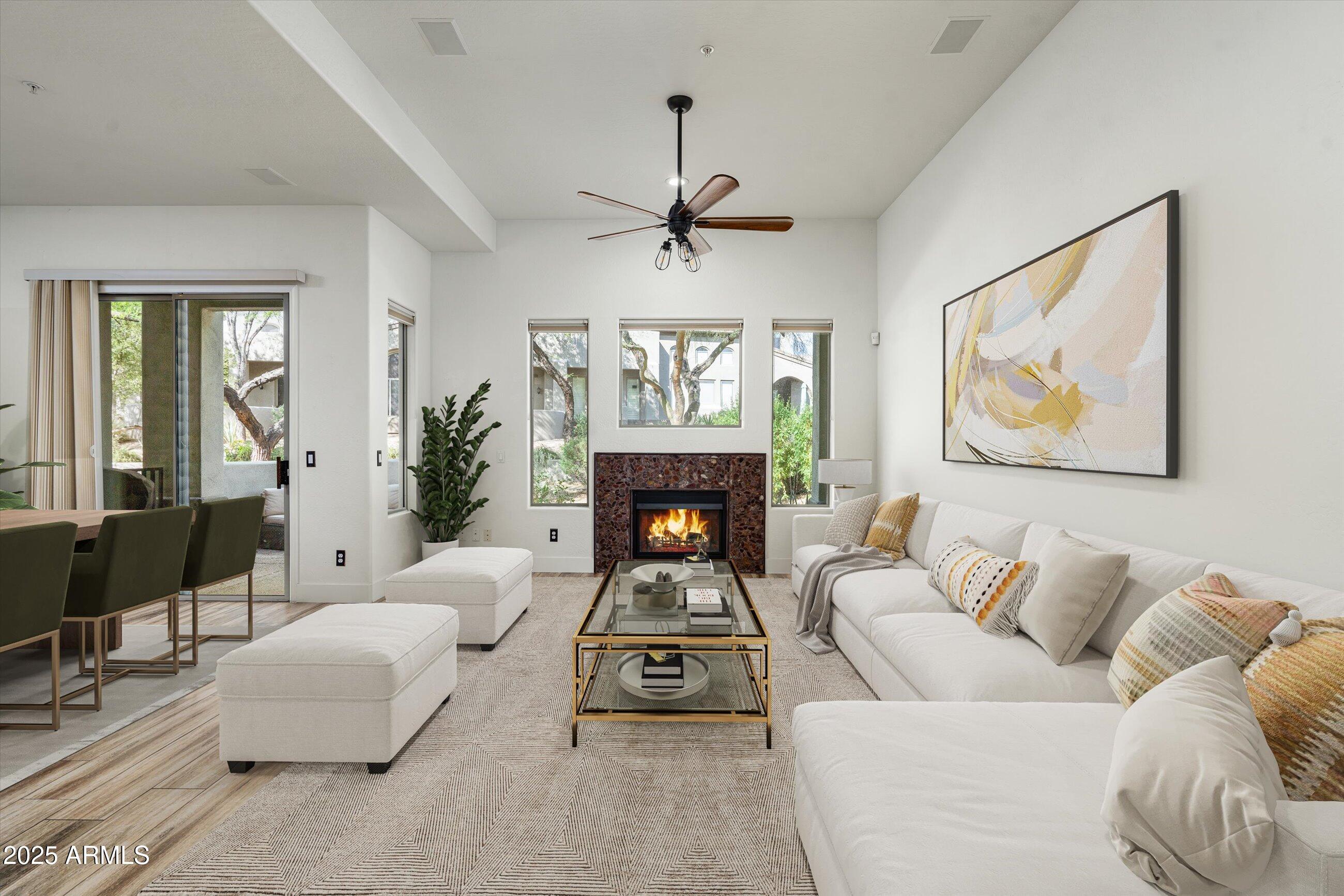 20802 N GRAYHAWK Drive 1123