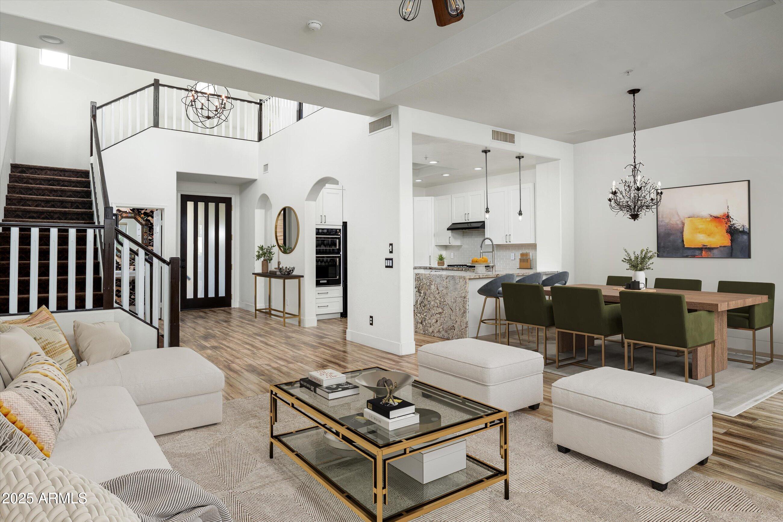 20802 N GRAYHAWK Drive 1123