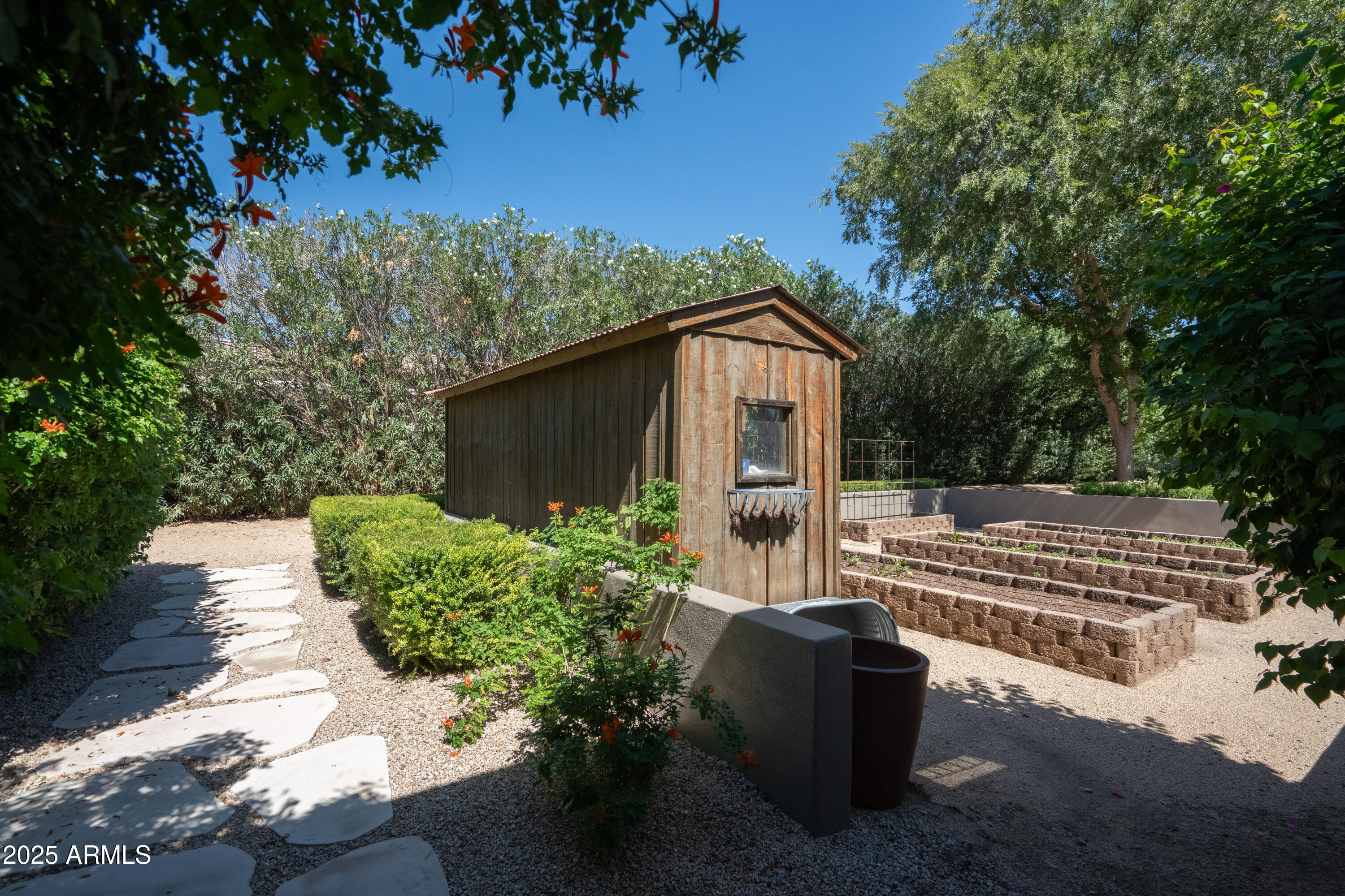 8331 N 75TH Street