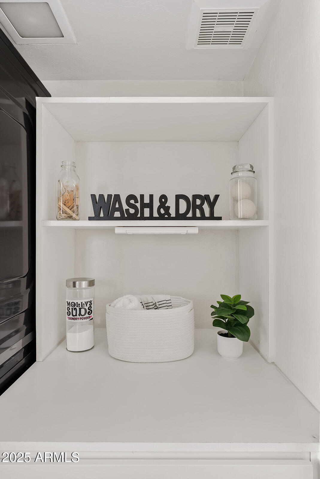 861 W SHELLFISH Drive