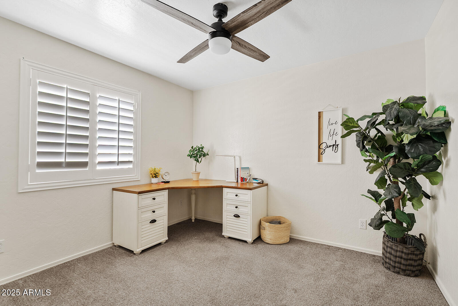 861 W SHELLFISH Drive