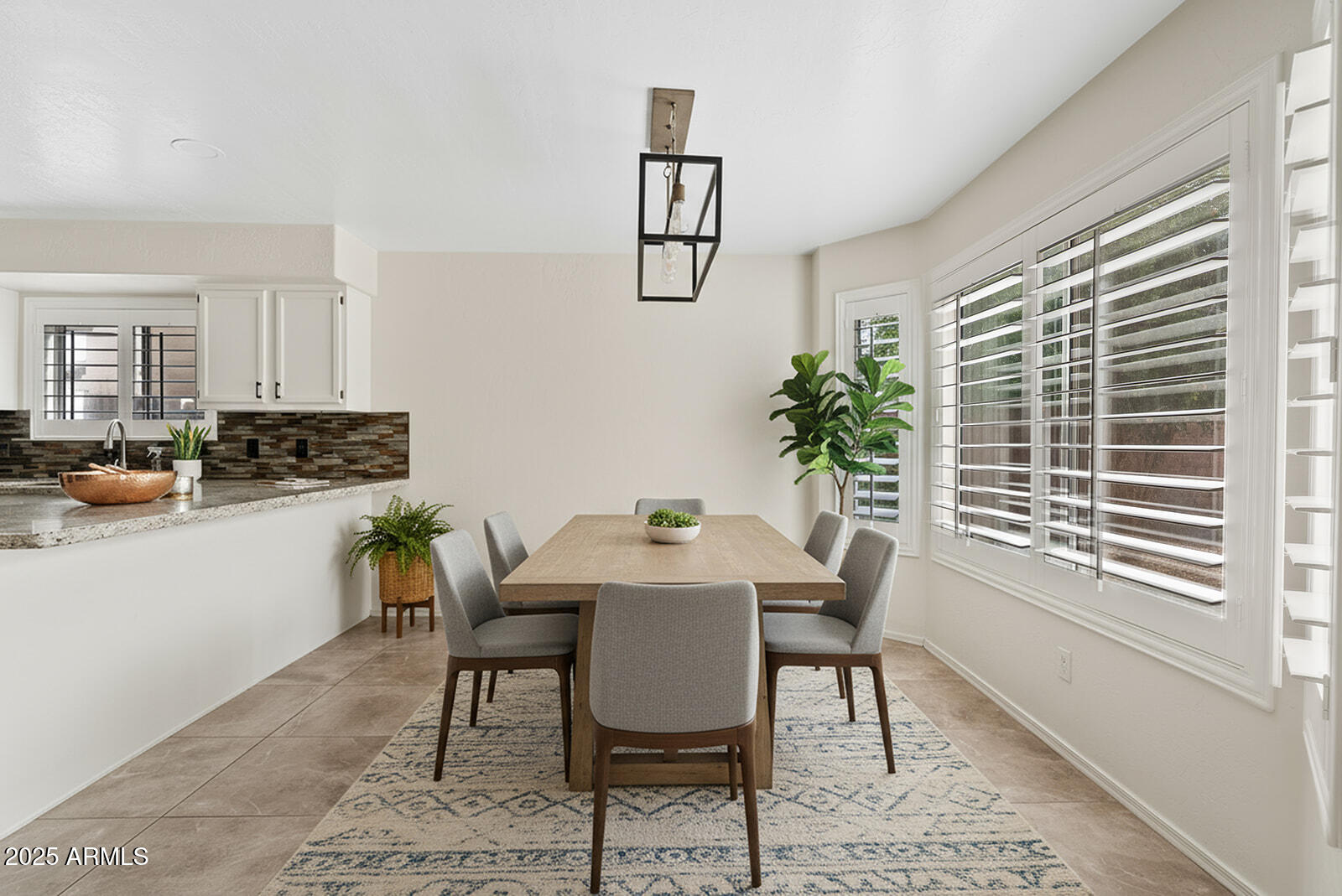 861 W SHELLFISH Drive