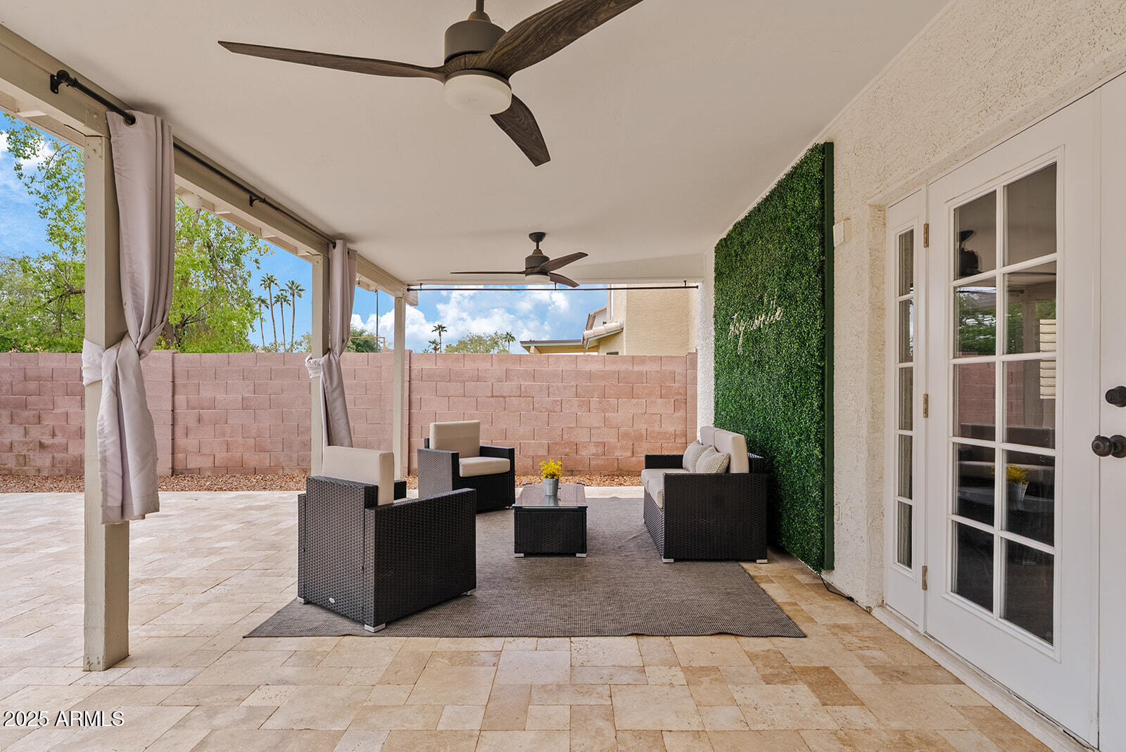 861 W SHELLFISH Drive