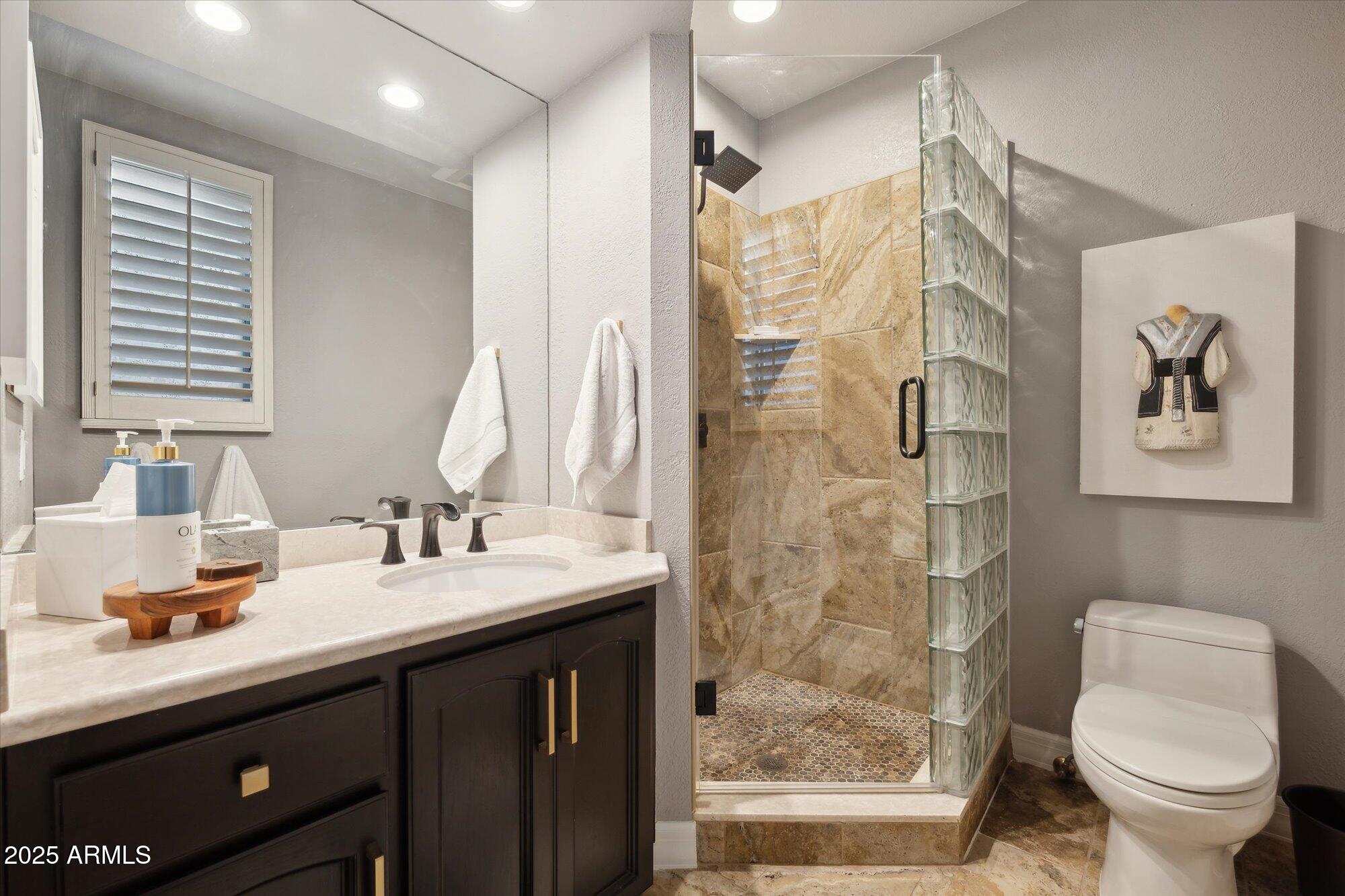 3108 E SAN JUAN Avenue