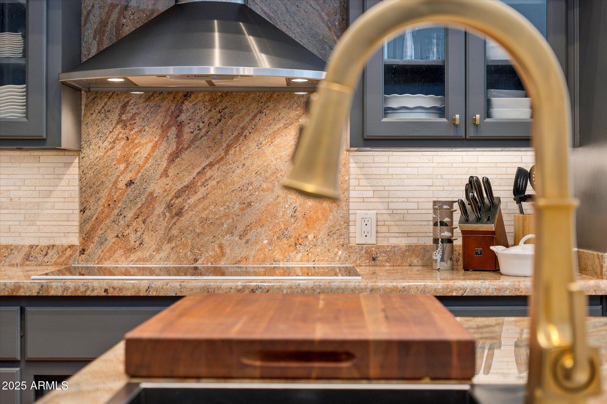 3108 E SAN JUAN Avenue