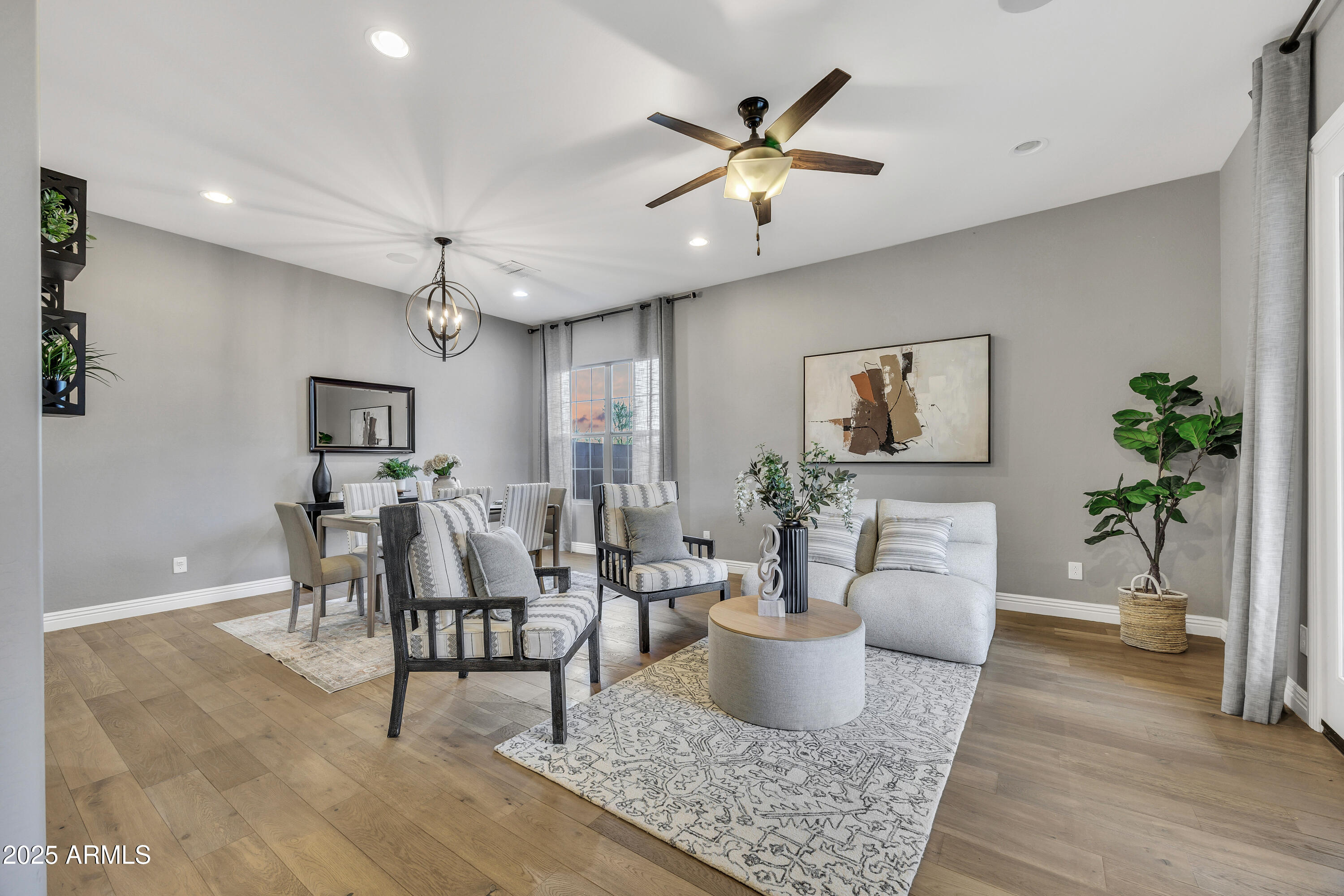 4254 E VALENCIA Drive