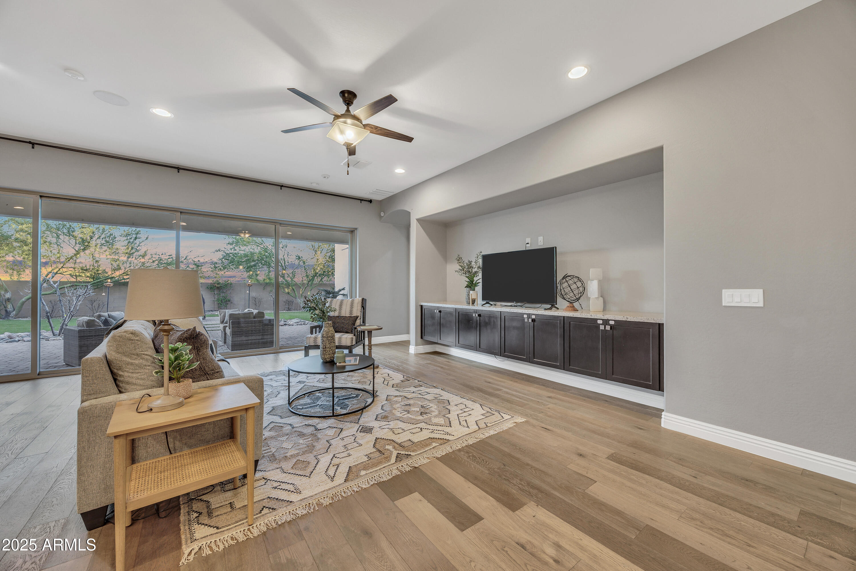 4254 E VALENCIA Drive