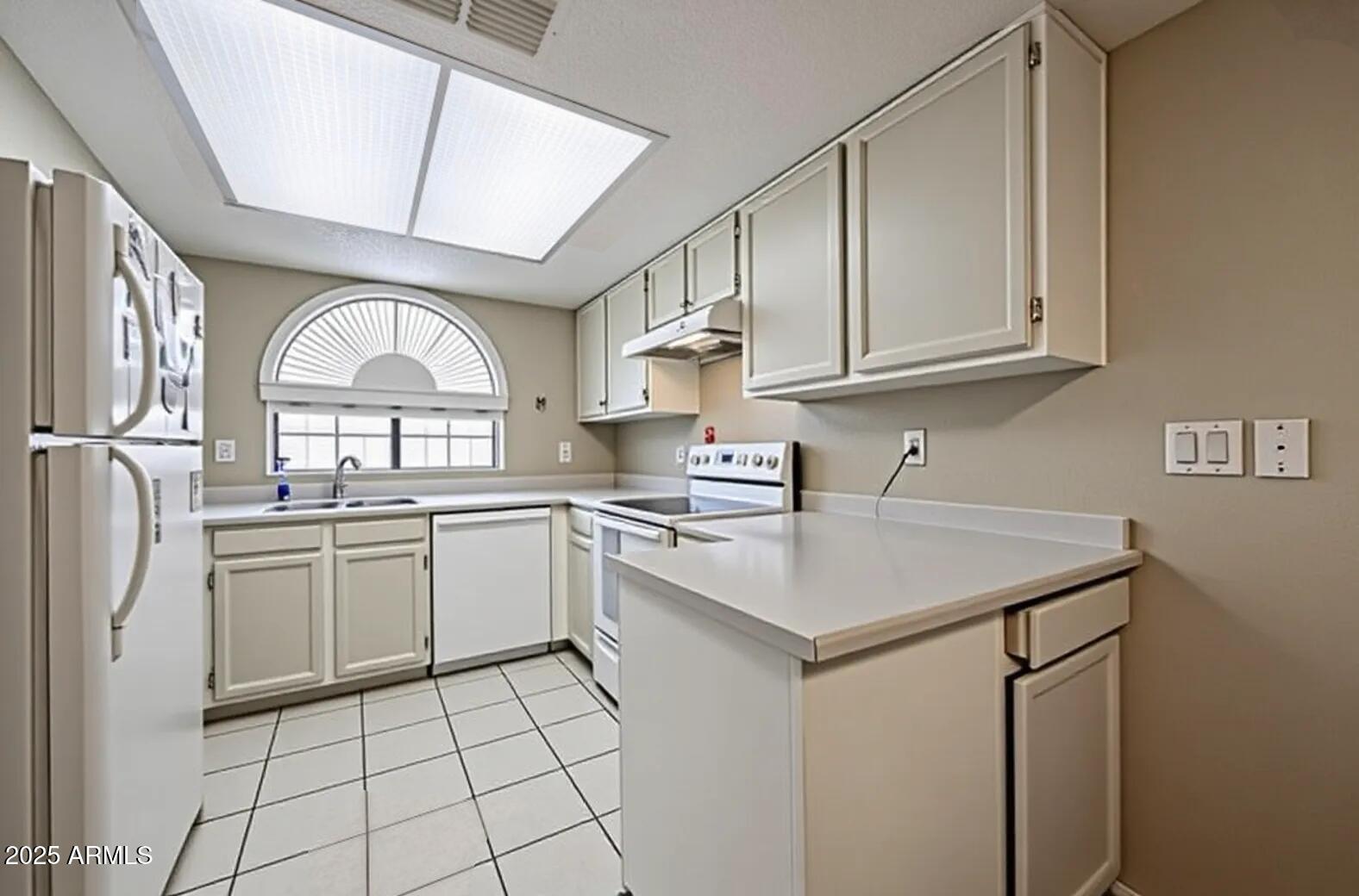 1905 E University Drive 270