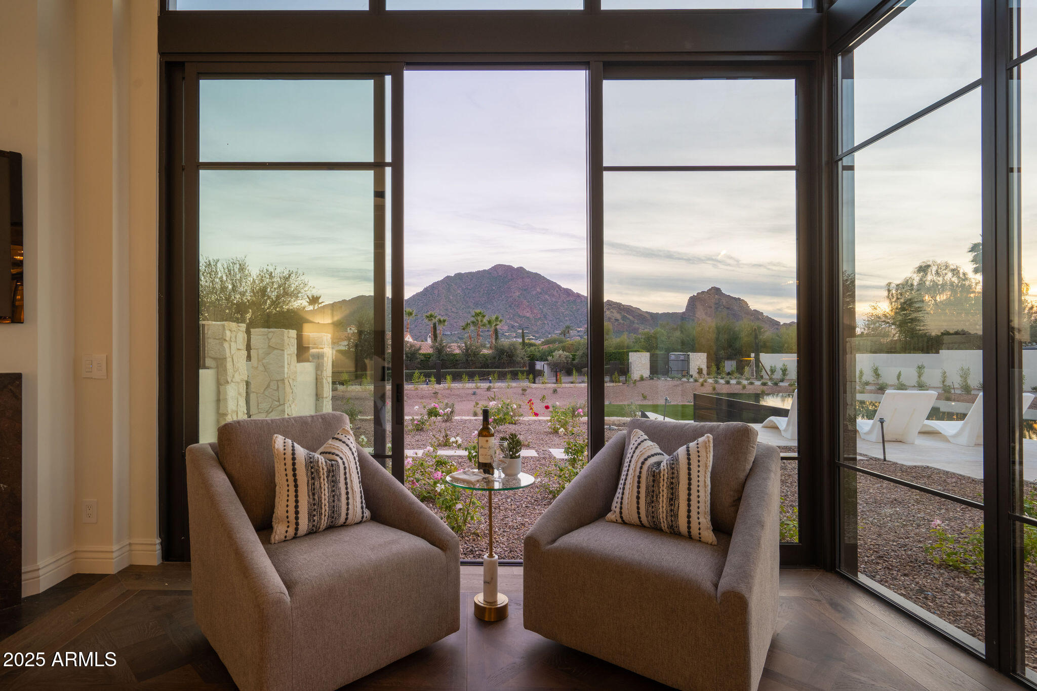 5902 E CACTUS WREN Road