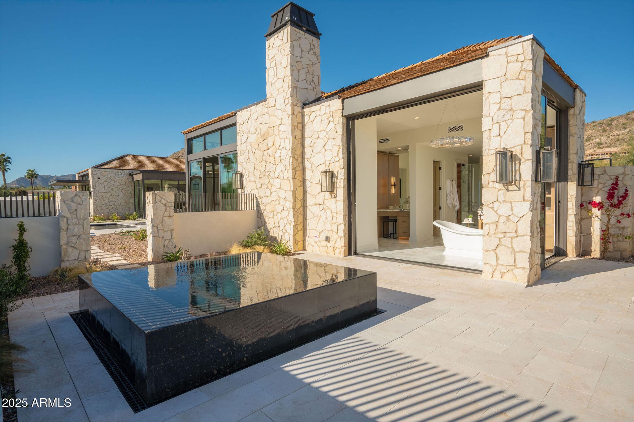 5902 E CACTUS WREN Road