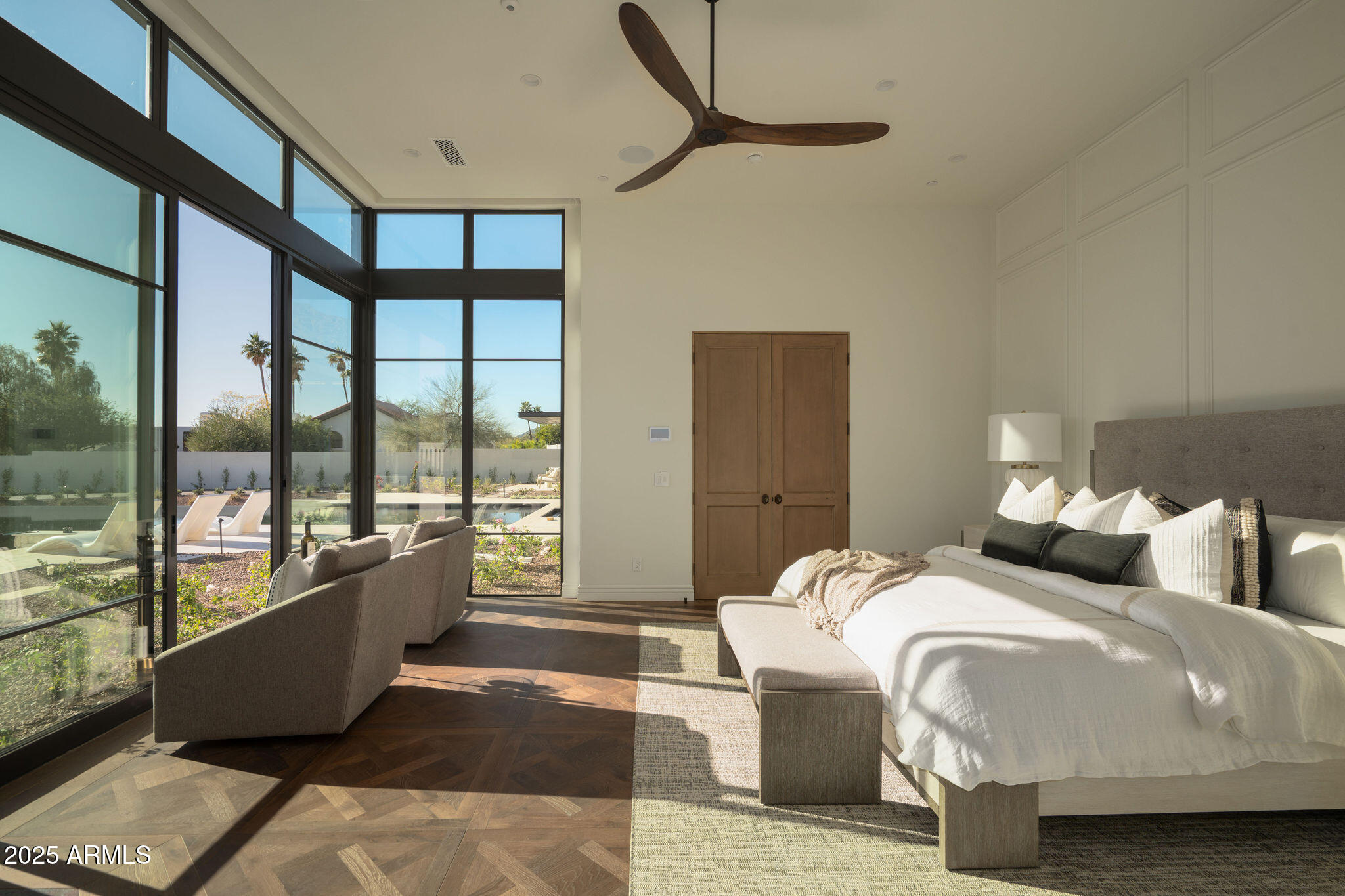 5902 E CACTUS WREN Road