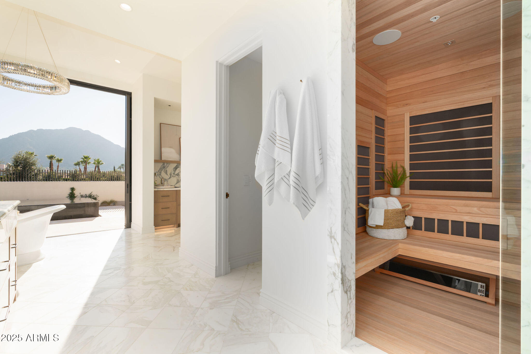 5902 E CACTUS WREN Road