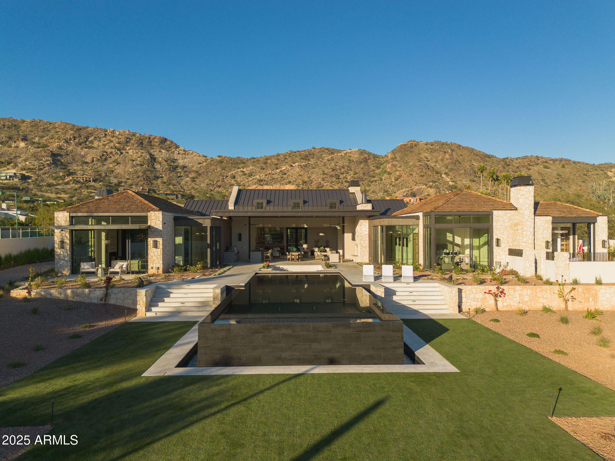 5902 E CACTUS WREN Road